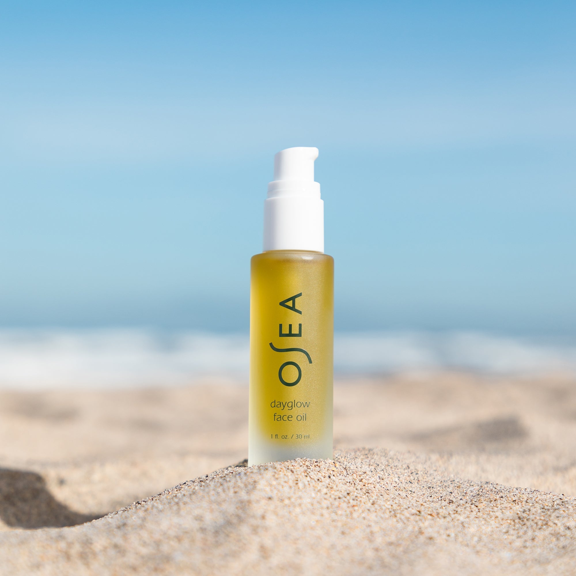 Dayglow Face Oil - Natural Glow Boosting Facial Oil for Radiant Skin | Hydrating & Nourishing | Perfect for Daily Skincare & Nighttime Routine