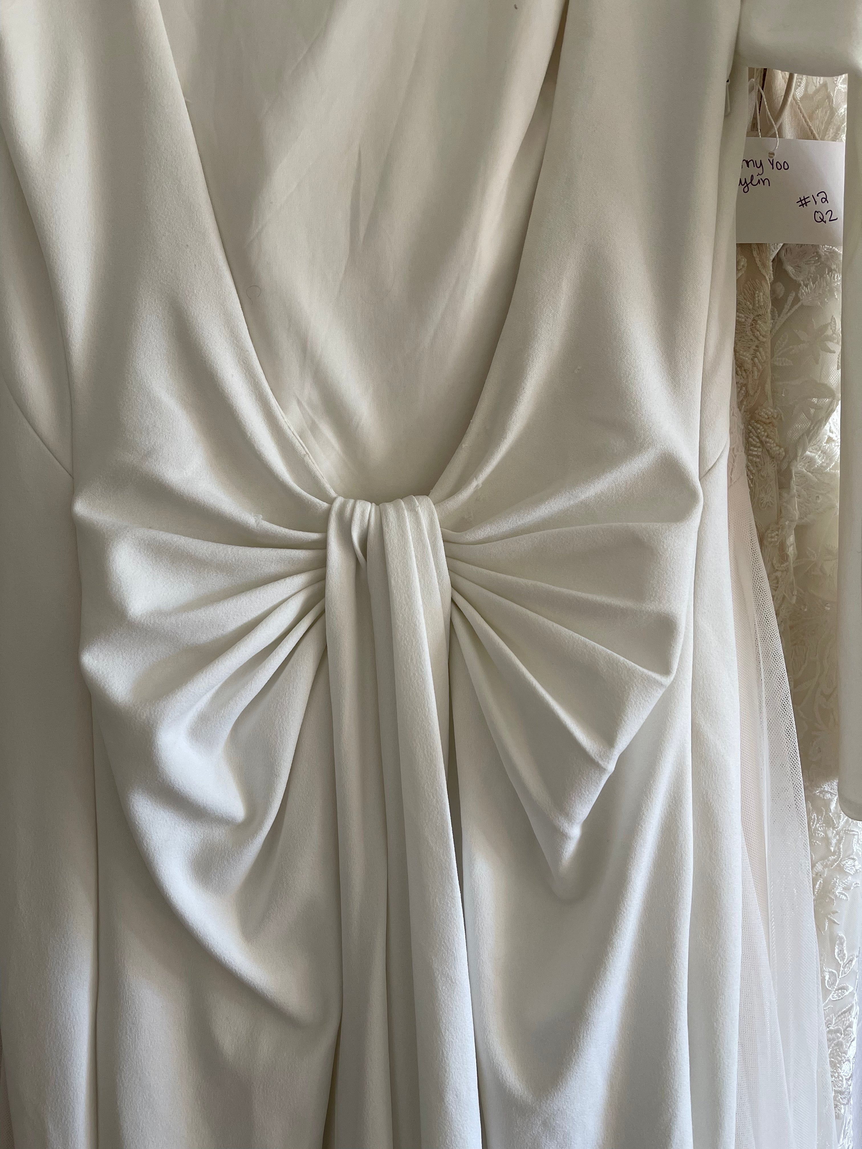 Tadashi Shoji Maven Gown - Elegant Wedding Dress for Brides & Formal Events | Perfect for Beach Weddings & Evening Galas