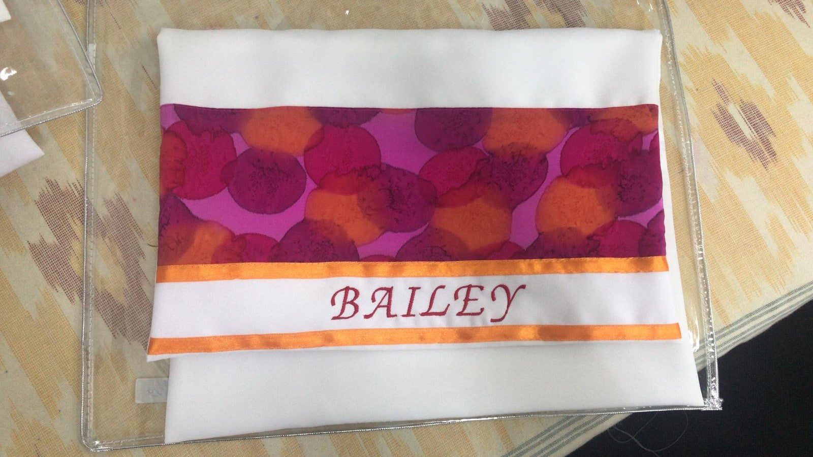 Personalized Name Embroidery Tallit Bag - Custom Jewish Prayer Shawl Storage Pouch for Synagogue, Bar Mitzvah & Jewish Ceremonies