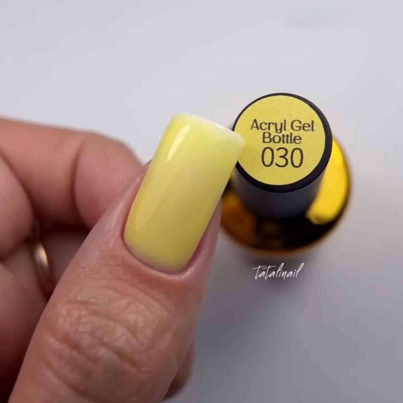 F.O.X Acryl Gel Nail Polish Bottle 030 - 14ml Professional Acrylic Nail Art Gel for Salon & Home Manicure - Perfect for Nail Extensions, French Tips & Nail Art Designs
