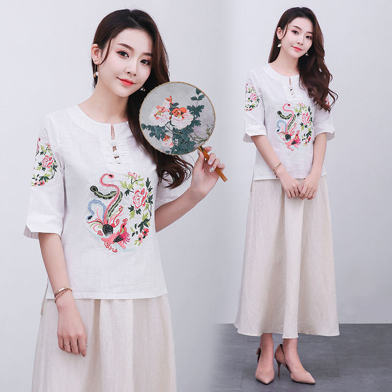 Elegant Chinese Cheongsam Tops for Women - Traditional Qipao Blouse with Floral Embroidery | Perfect for Parties, Weddings & Cultural Events