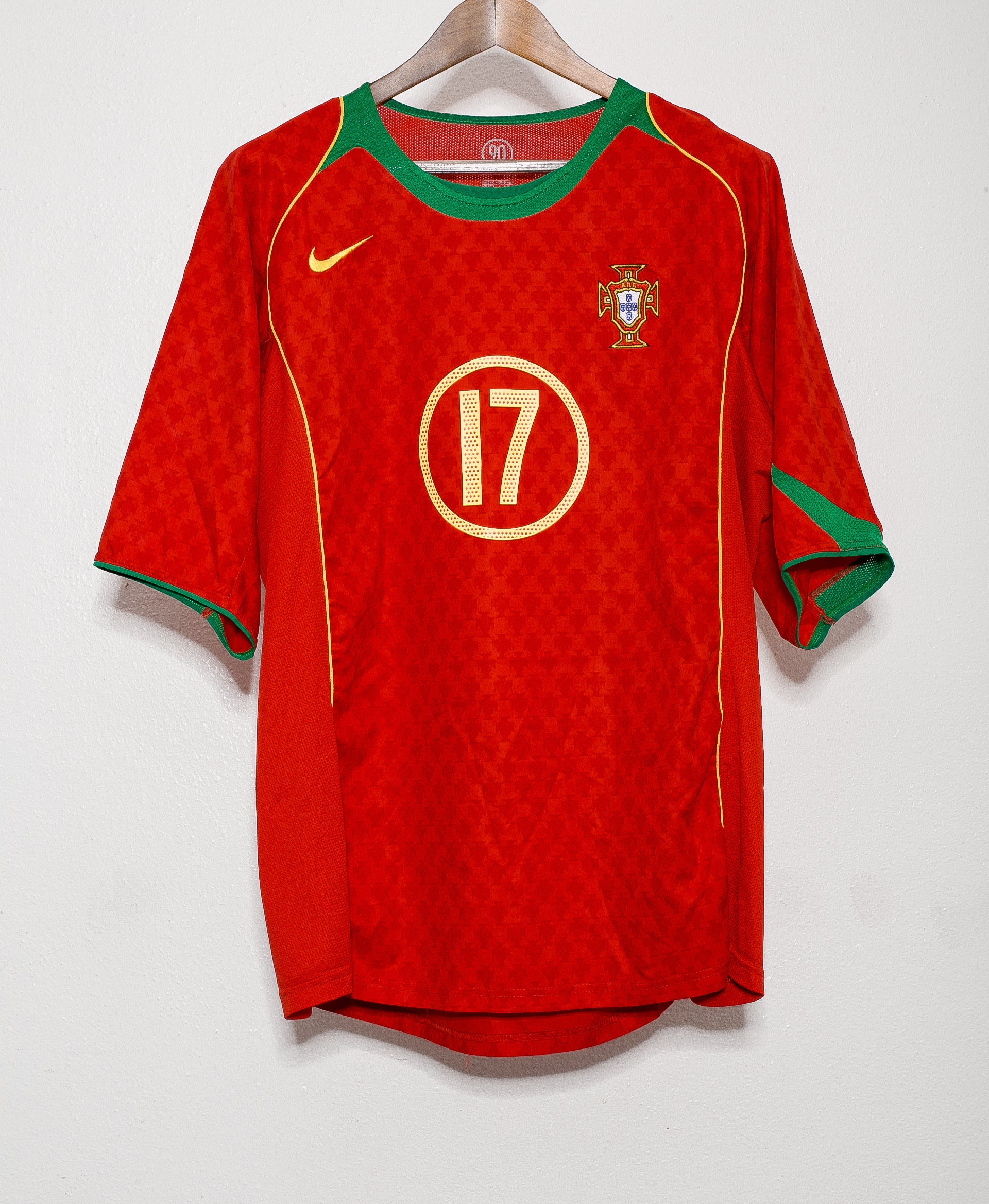 2004 Portugal Home Soccer Jersey #17 Cristiano Ronaldo XXL - Vintage Football Shirt for Fans & Collectors - Perfect for Matches, Gifts, and Memorabilia Display