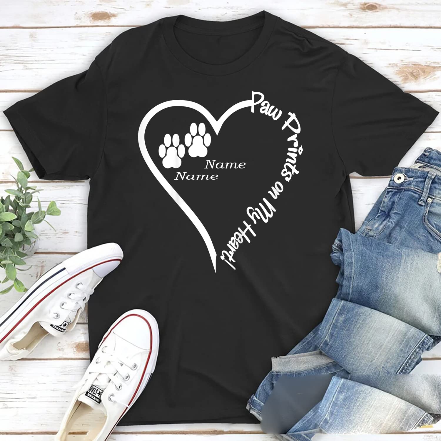Custom Dog Mom T-Shirt with Paw Prints & Personalized Dog Names - Heart Design for Women & Men - Perfect Gift for Mother's Day - Multicolor Options - Ideal for Dog Lovers, Pet Owners & Casual Wear