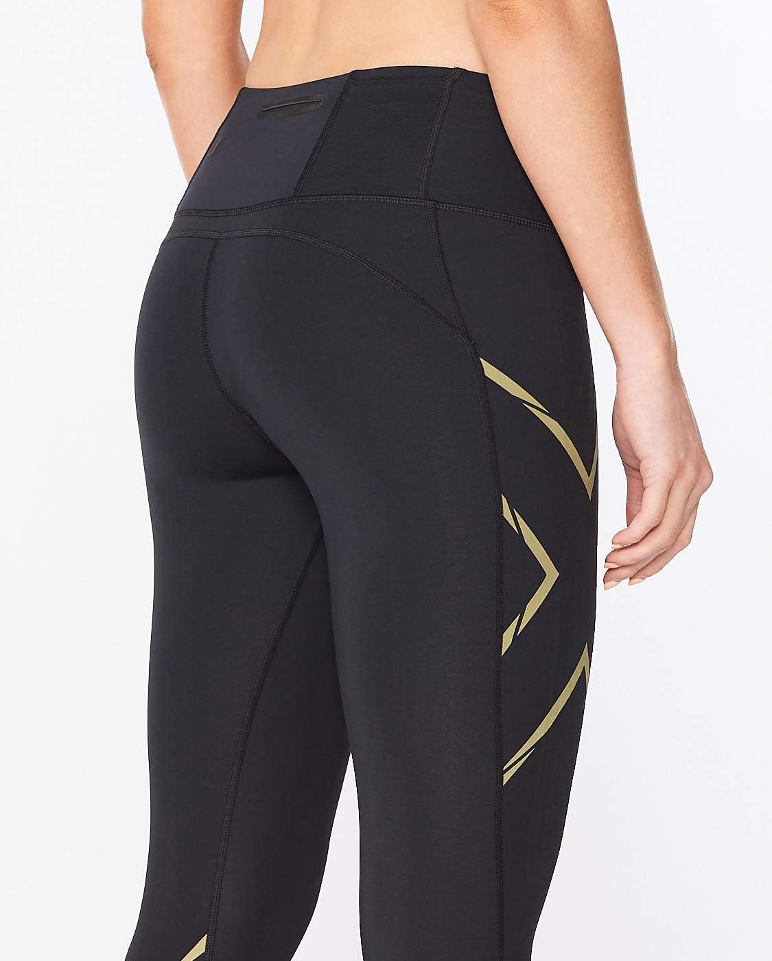 2XU Women's Light Speed Compression Tights - Breathable Running Leggings with 4-Way Stretch for Enhanced Performance | Ideal for Marathon Training, Gym Workouts & Yoga Sessions