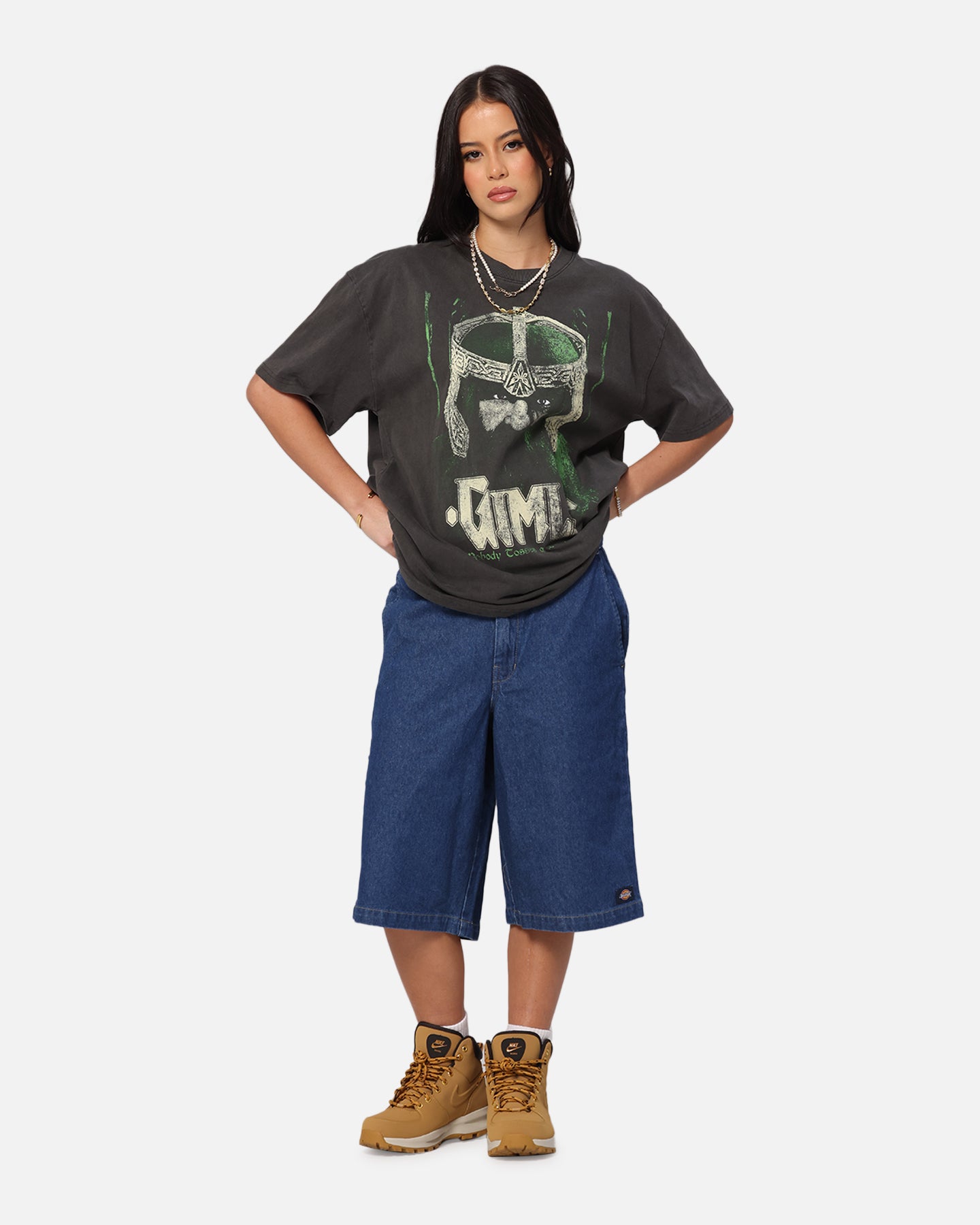 Lord of the Rings Gimli Toss Heavy Cotton T-Shirt - Black Vintage Wash | Officially Licensed LOTR Merchandise | Perfect for Cosplay, Movie Nights & Fantasy Fans