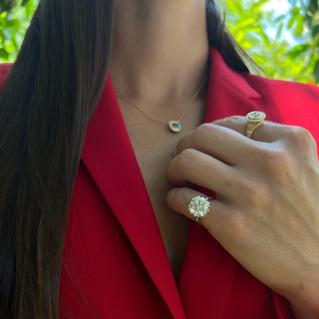 Classic Cushion Cut Engagement Ring - Vintage Inspired Diamond Wedding Band for Women - Perfect for Proposals, Anniversaries & Bridal Jewelry