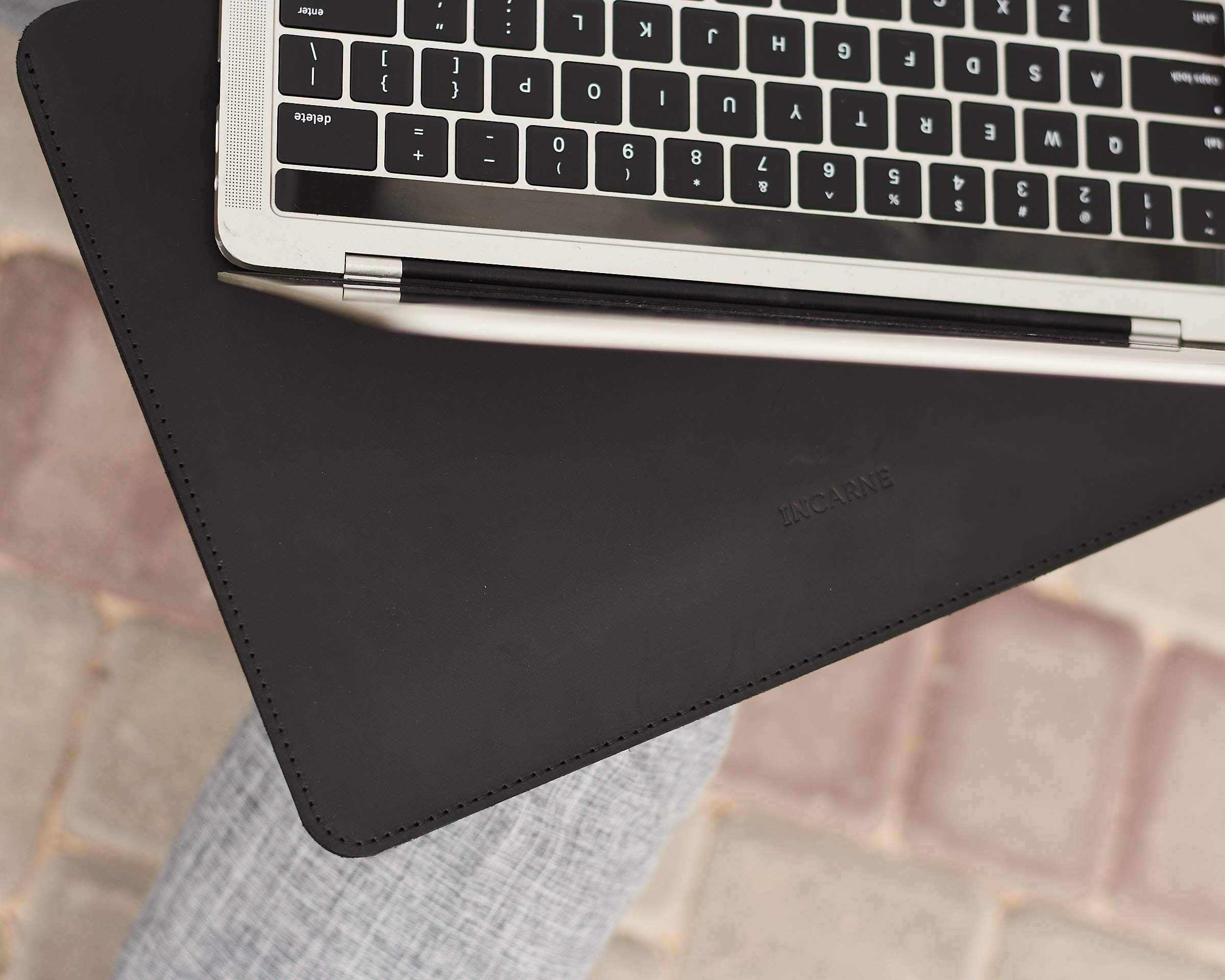 Premium Genuine Leather Laptop Case for MacBook Pro 16 inch - INCARNE 16
