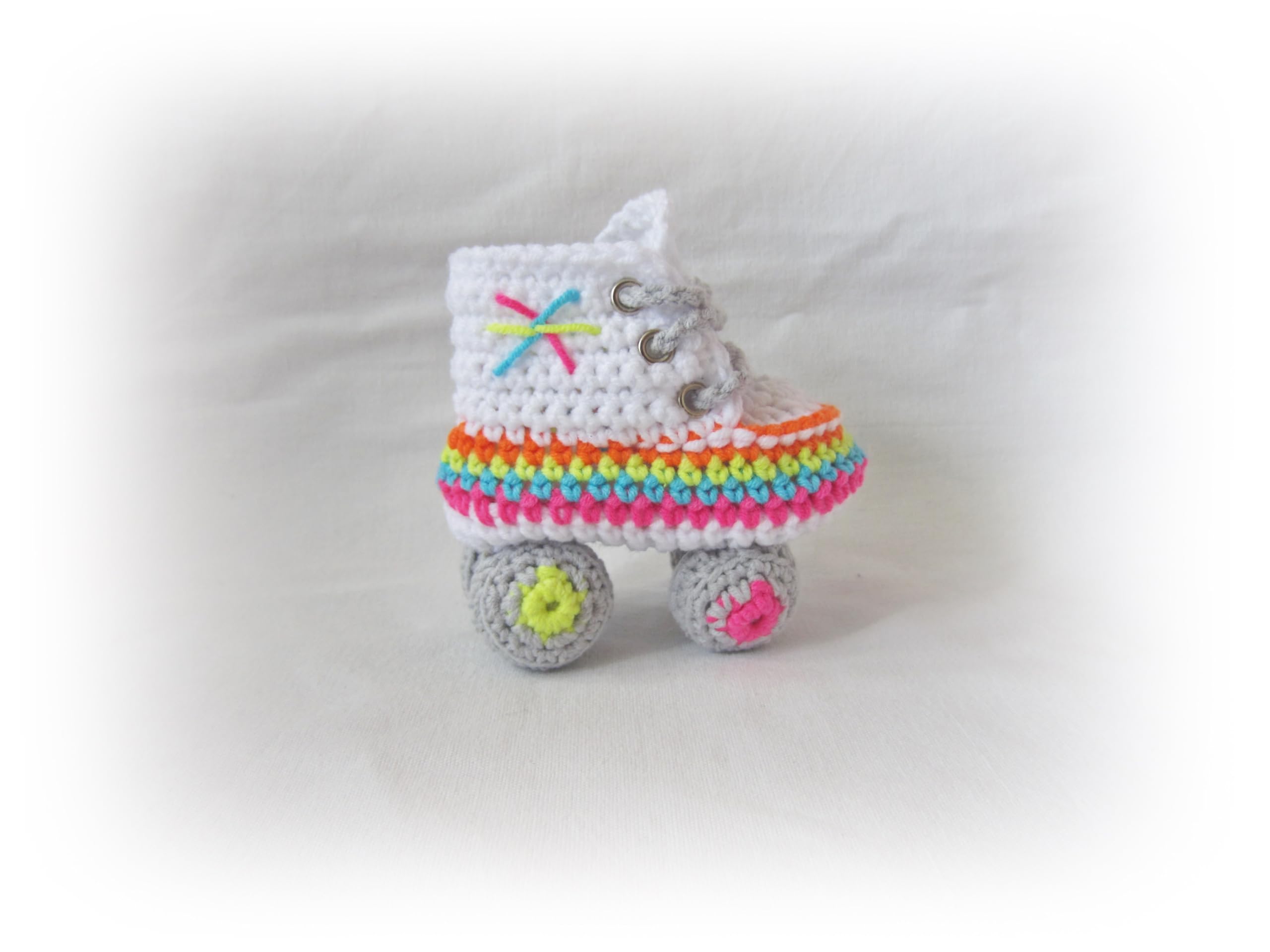 Crochet Baby Roller Shoes for Newborns 3-6 Months - Soft Sport Booties for Infants - Perfect Baby Shower Gift - Ideal for First Steps, Playtime & Photo Shoots