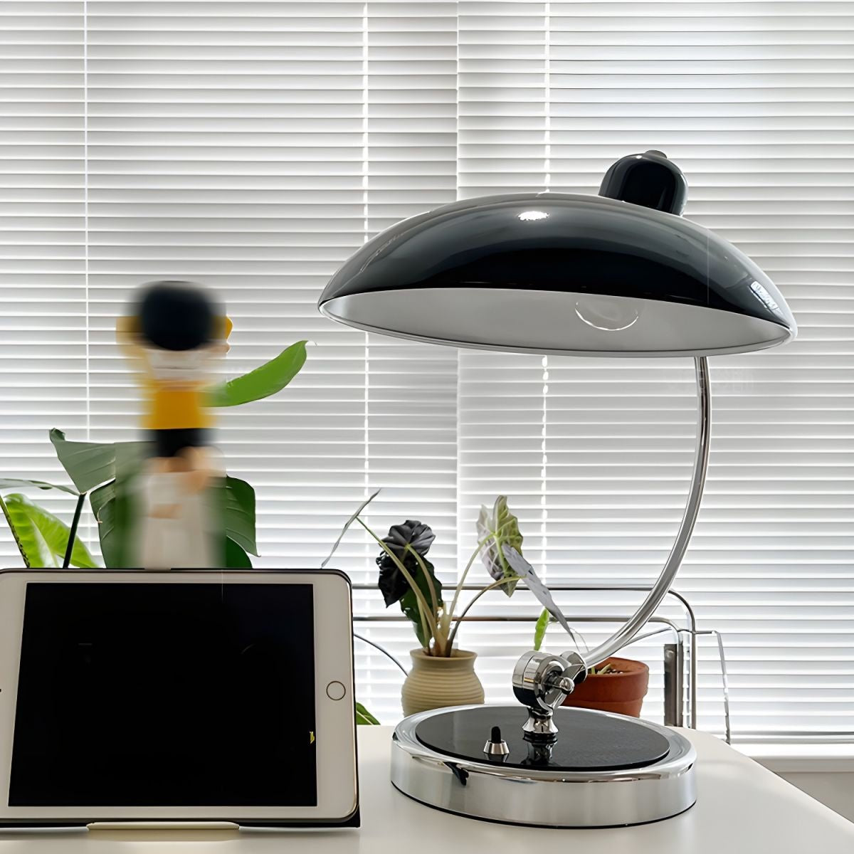 Vintage Industrial Desk Lamp with Adjustable Arm - Perfect for Home Office, Study & Reading Nook Lighting