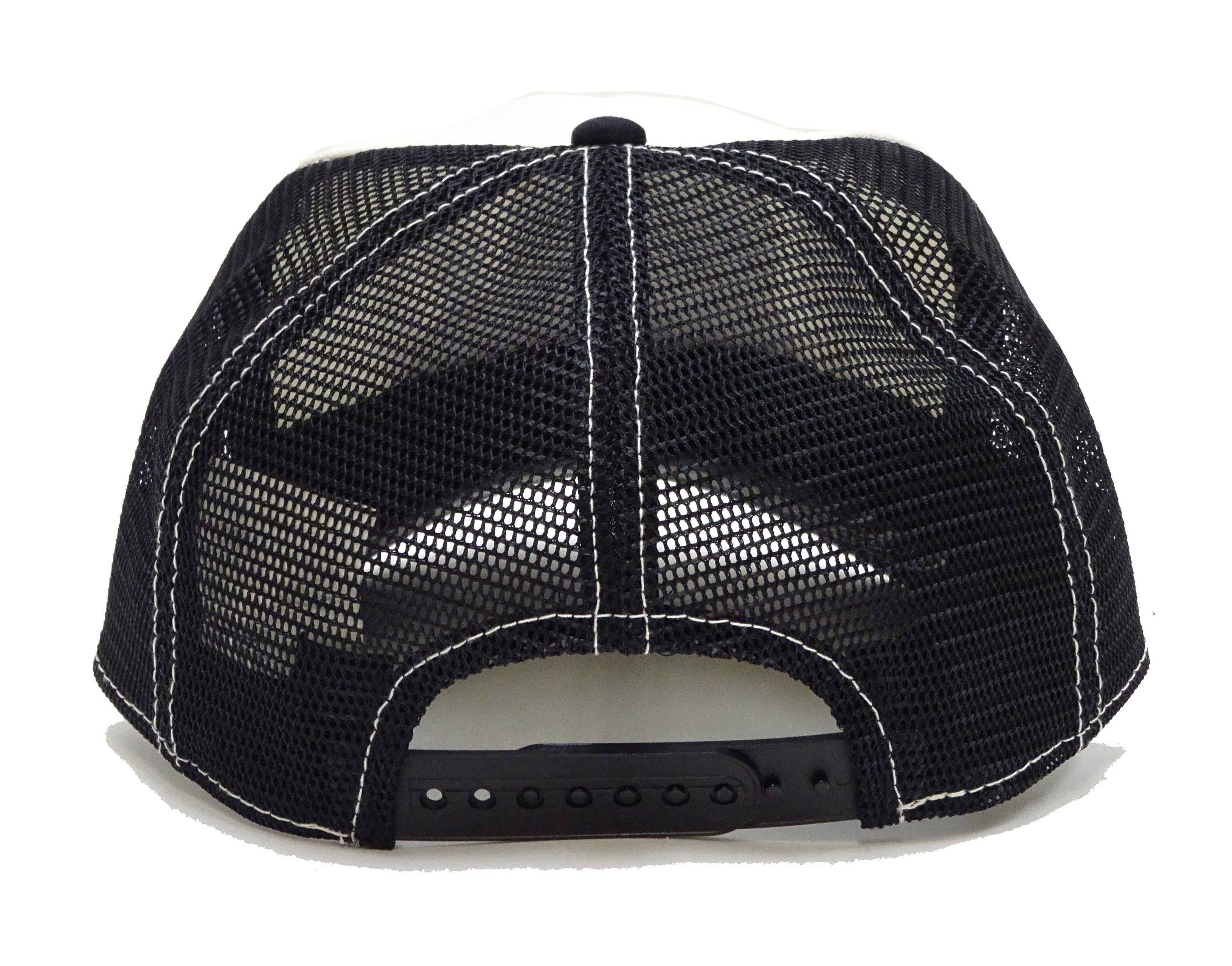 TOYS McCOY Snoopy Embroidered Baseball Cap for Men - Adjustable Mesh Back Trucker Hat with Curved Brim - Casual Graphic Snapback (TMA2502 Off White/Black) - Perfect for Outdoor Activities, Streetwear & Everyday Fashion