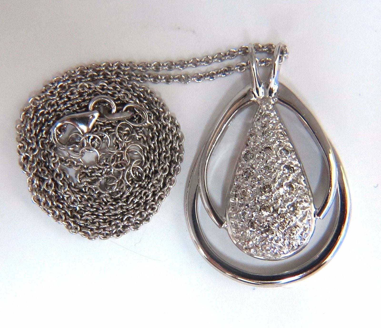 0.50ct Natural Pear-Shaped Diamond Cluster Necklace in 14K Gold - Perfect for Weddings, Anniversaries & Special Occasions
