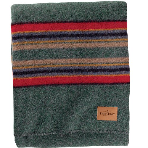 Pendleton Yakima Camp Blanket - Green Heather Twin Size - Soft Wool Outdoor Blanket for Camping, Picnics & Cozy Home Decor
