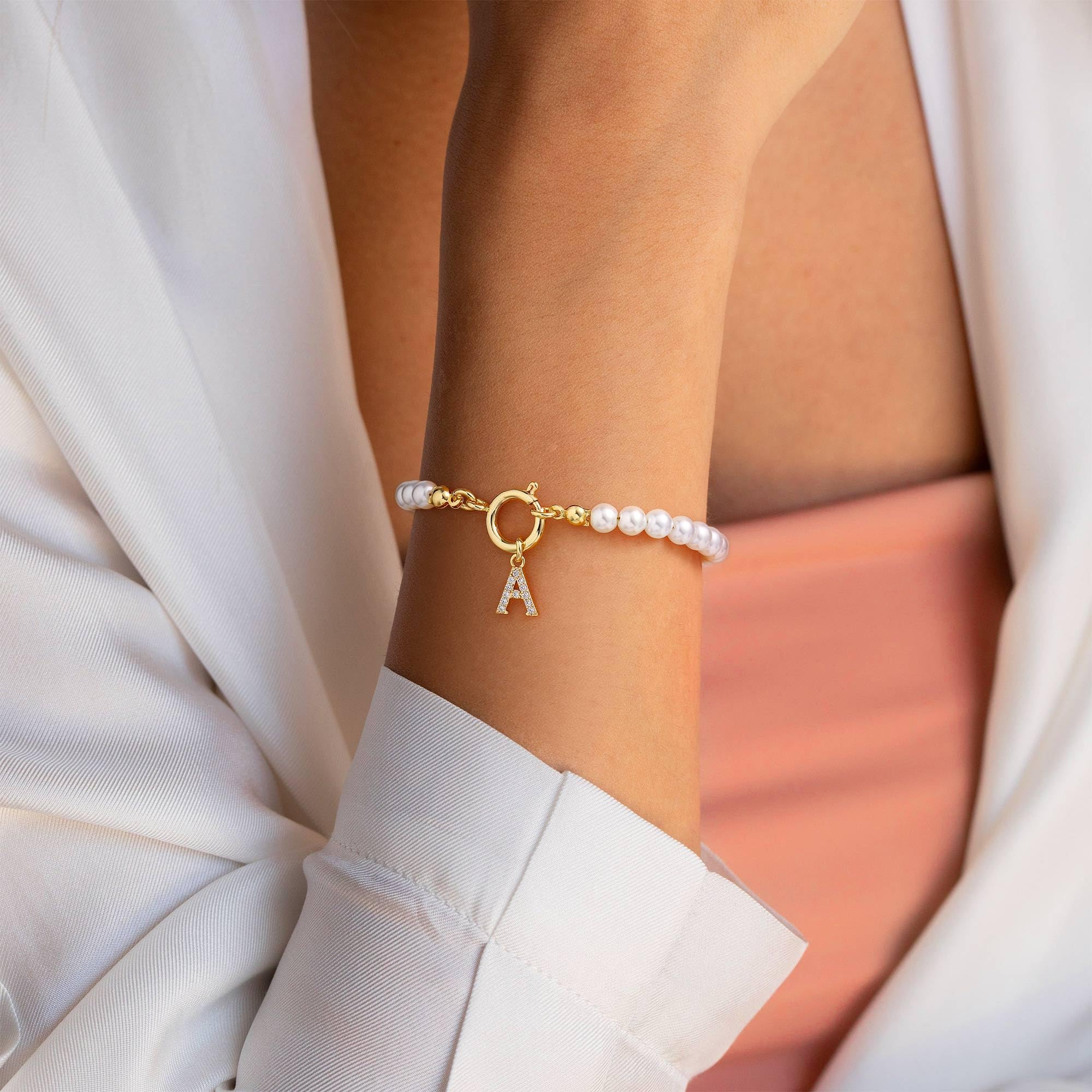 MONOZO Personalized Initial Pearl Bracelet for Women & Girls - Dainty Gold Letter Charm Jewelry, Elegant Bridesmaid Gift, Wedding Party Favors, Christmas Present | Perfect for Birthdays, Anniversaries & Special Occasions