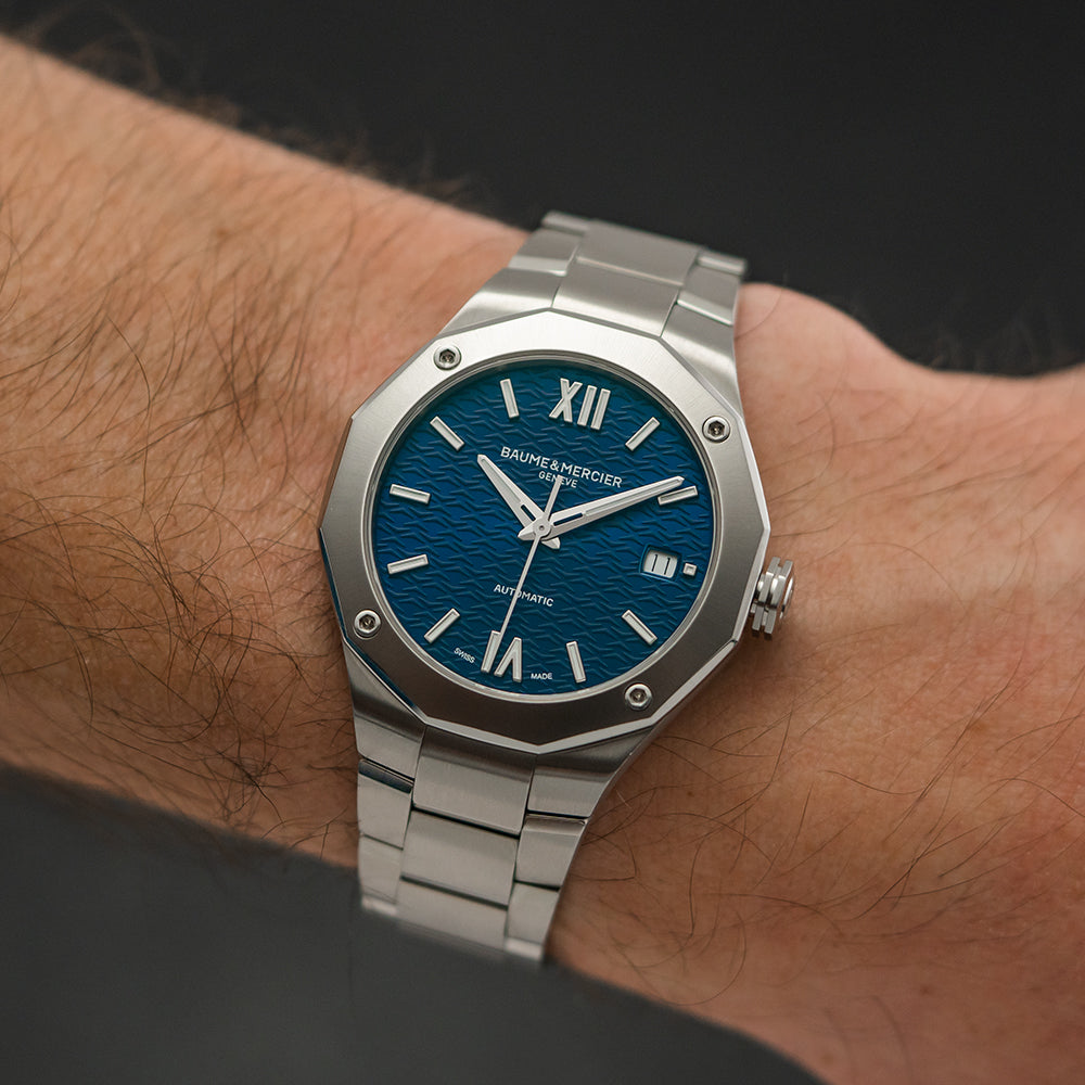 Riviera 36mm 10679 Watch - Luxury Swiss Automatic Timepiece for Men & Women | Perfect for Business, Formal Events & Everyday Wear