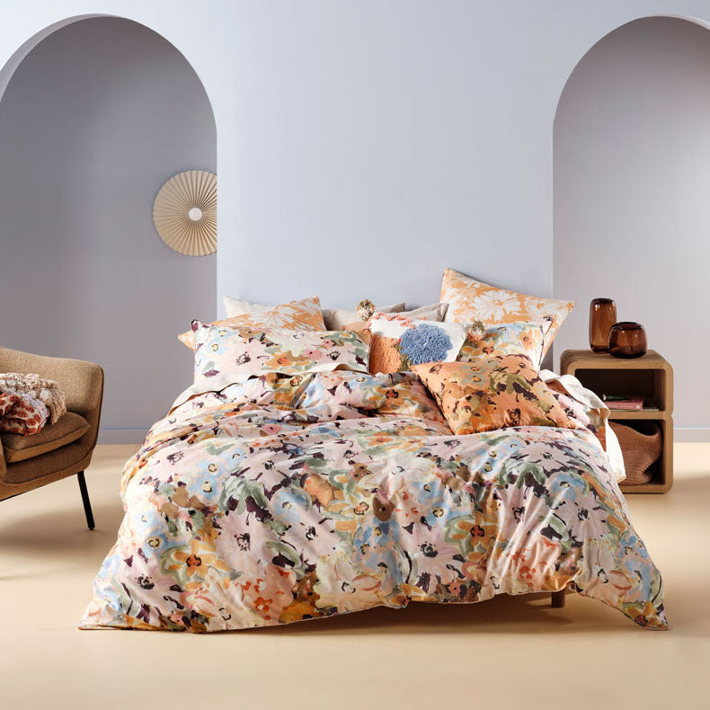 Fergie Peony Quilt Cover Set - King Size Bedding for Luxurious Comfort | Perfect for Master Bedroom, Guest Room & Hotel Decor