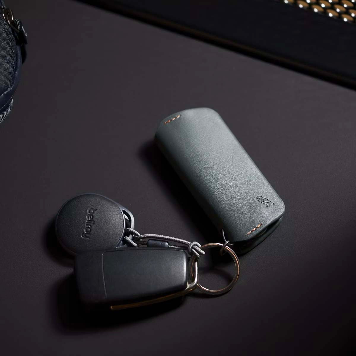 Bellroy Key Cover Plus Third Edition - Premium Leather Key Organizer for Keys, Cards & Cash | Slim & Durable RFID Protection | Perfect for Travel, Work & Everyday Carry (EDC)