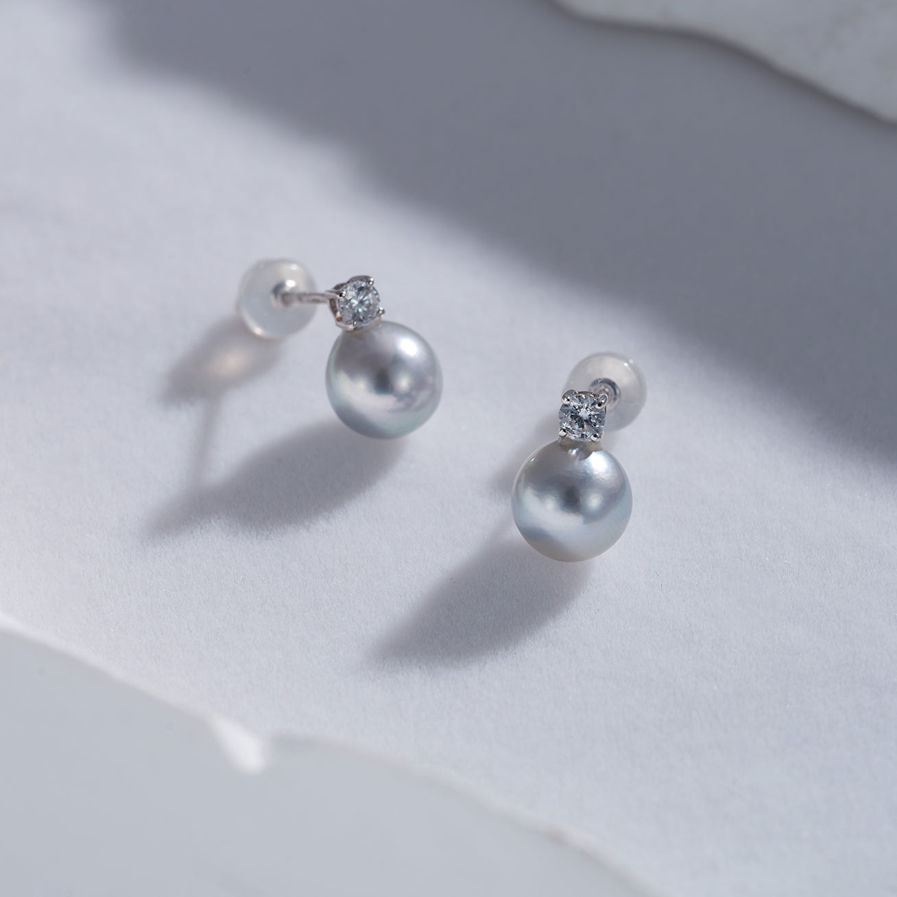18K Silver Blue Akoya Pearl Earrings for Women - Elegant Stud Earrings for Wedding, Party & Gift Giving | KE00132