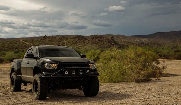 2007-2013 Toyota Tundra Fiberwerx 6.5' Bed Replacement - Durable Aftermarket Truck Bed for Hauling & Off-Road Adventures