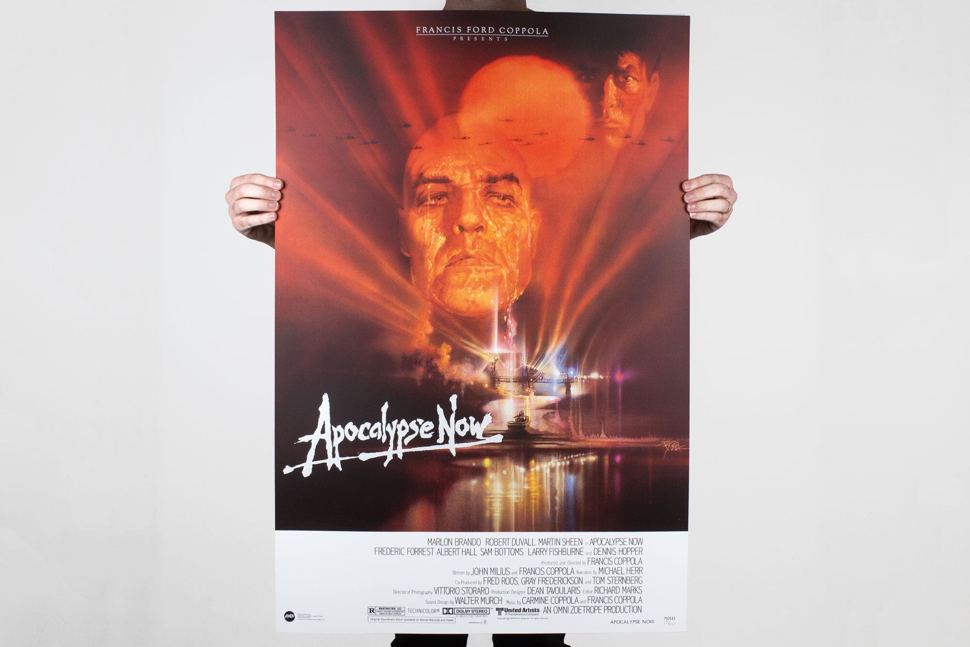 Apocalypse Now Movie Poster - Classic War Film Wall Art for Home Theater, Office & Man Cave Decor