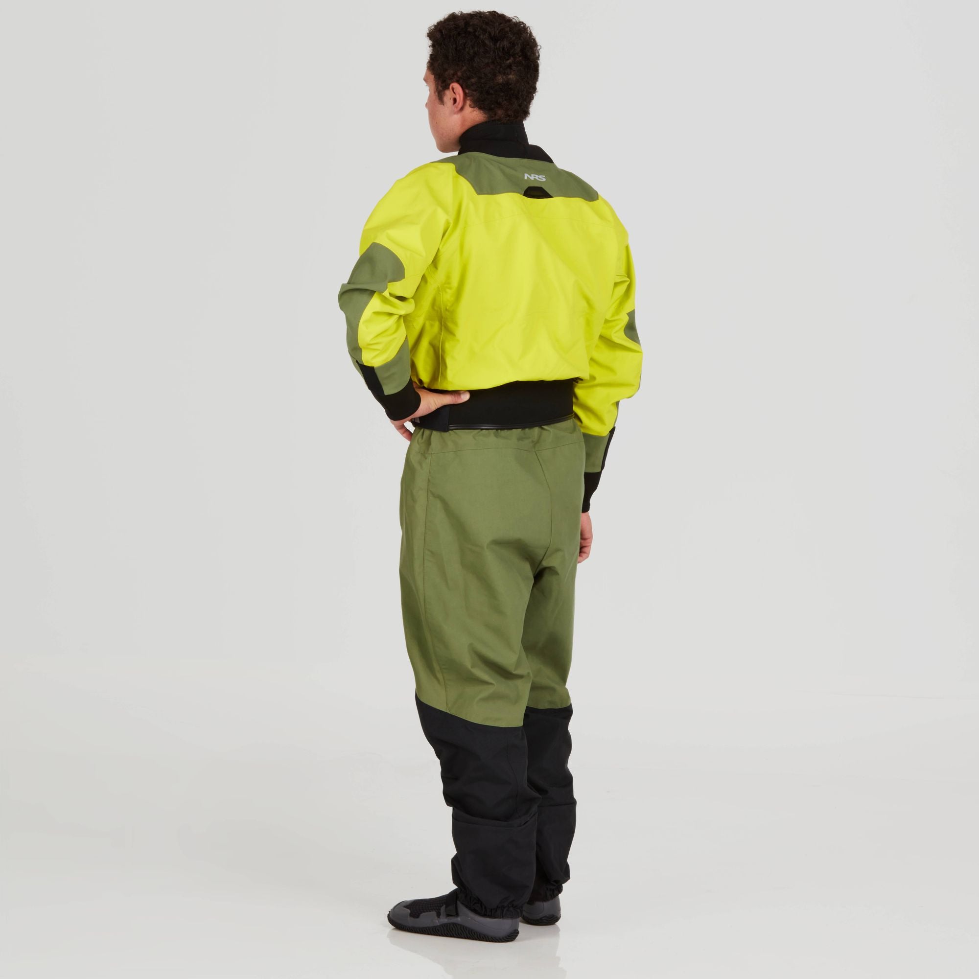 **Axiom Men's GORE-TEX Pro Dry Suit – Waterproof & Breathable Diving Suit for Scuba, Kayaking & Fishing**