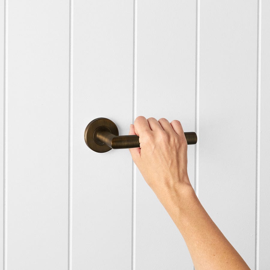 Vintage Sydney Door Handle in Antique Brass - Elegant Hardware for Home & Office Doors, Cabinets & Furniture
