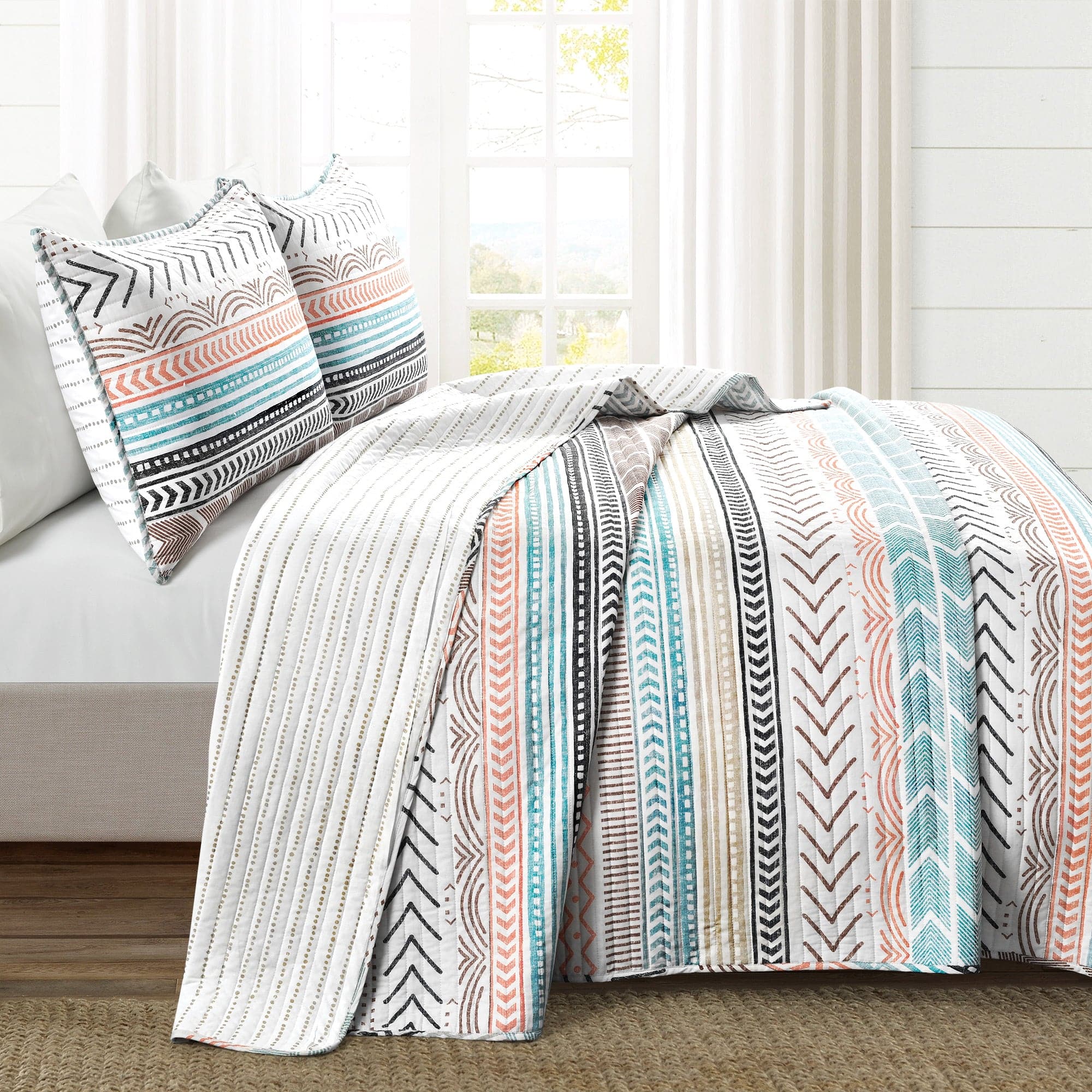 Hygge Geo Quilt 3 Piece Set - Soft Geometric Pattern Bedding for Cozy Bedroom Decor | Perfect for Master Bedroom, Guest Room & Dorm
