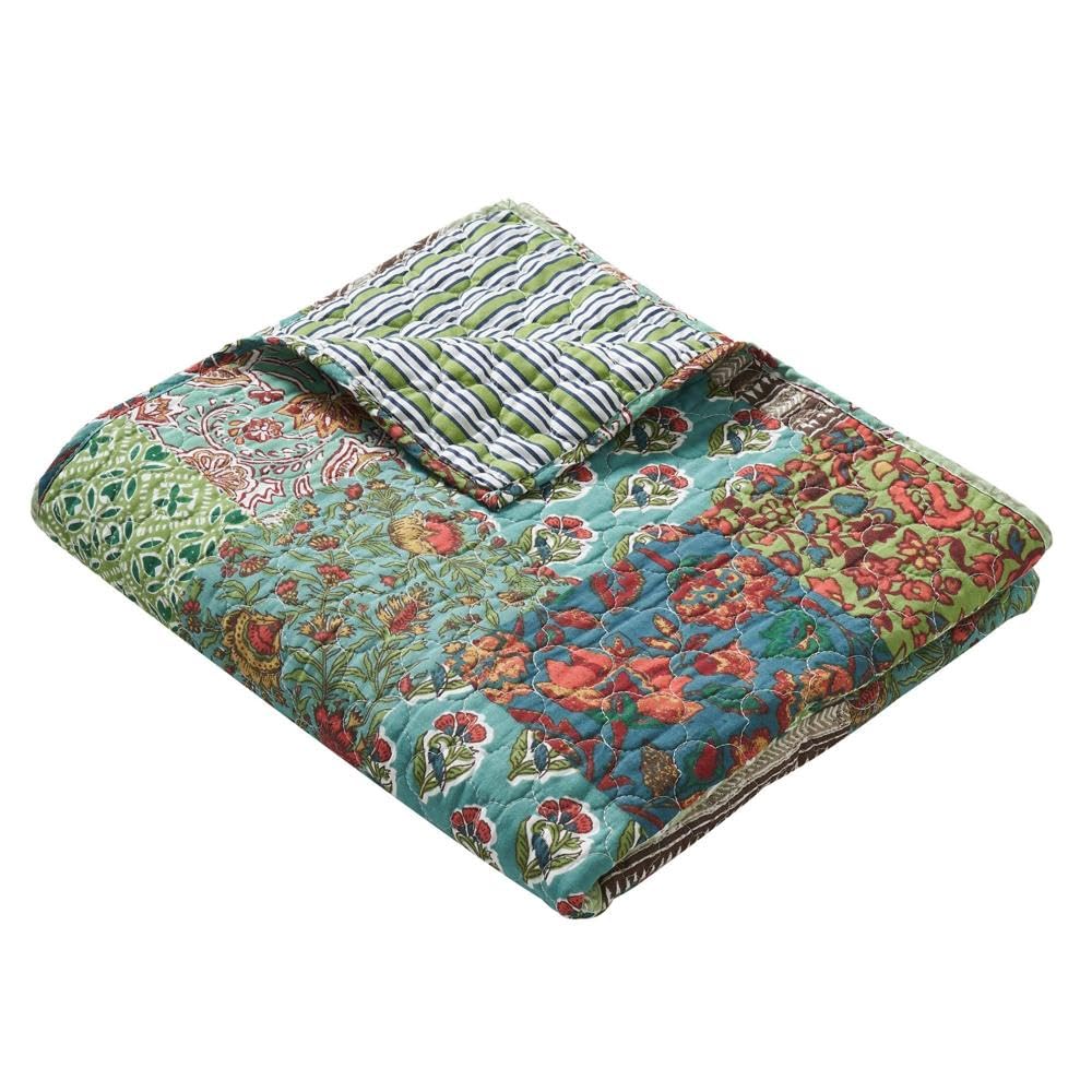 Greenland Home Reversible Boho Style Throw Quilt - 50x60 Inches - Jade & White Jasmine Pattern - Lightweight Bedspread for Sofa, Bed, Dorm or Outdoor Picnic