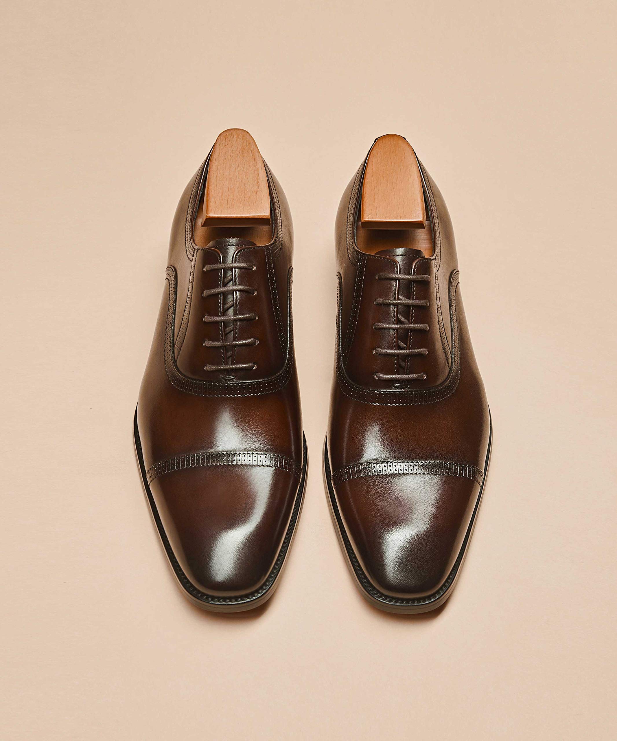 Men's Formal Oxford Leather Wingtip Dress Shoes - Classic Lace Up Business & Wedding Shoes for Professional & Special Occasions