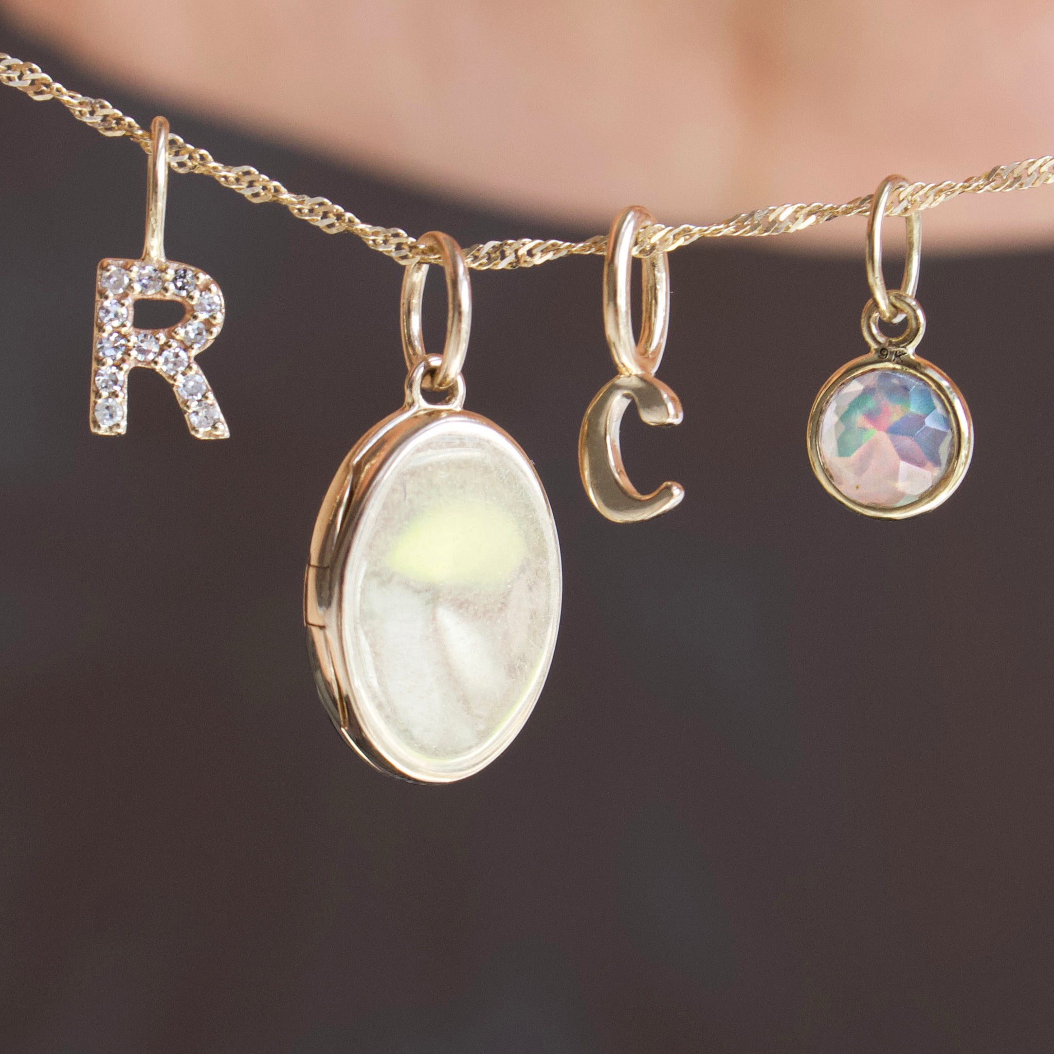 Personalized Diamond Initial Charm Necklace - Elegant & Customizable Jewelry Gift for Women - Perfect for Birthdays, Anniversaries & Special Occasions