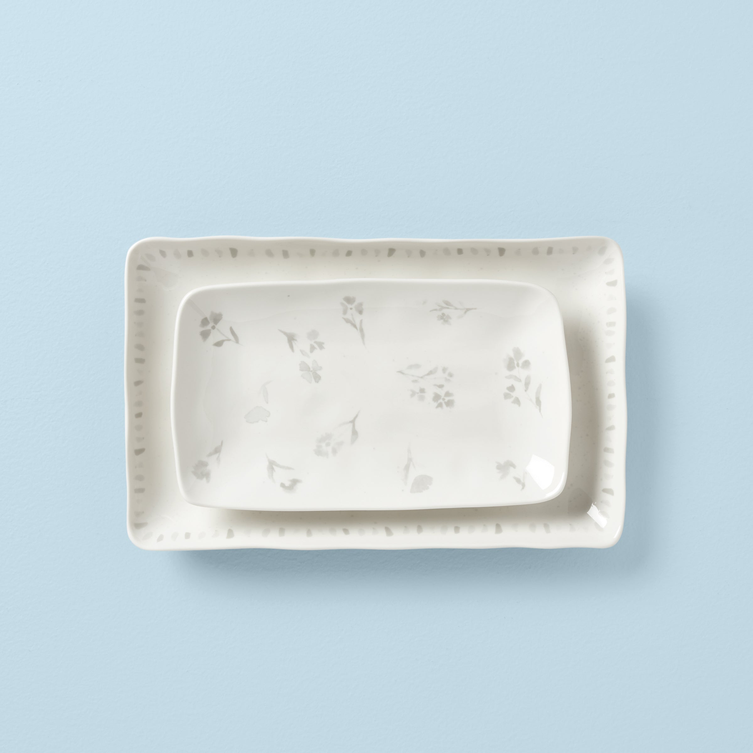 Premium Oyster Bay 2-Piece Nesting Serving Platters Set - Elegant Appetizer & Dessert Trays for Dinner Parties, Entertaining & Holiday Gatherings