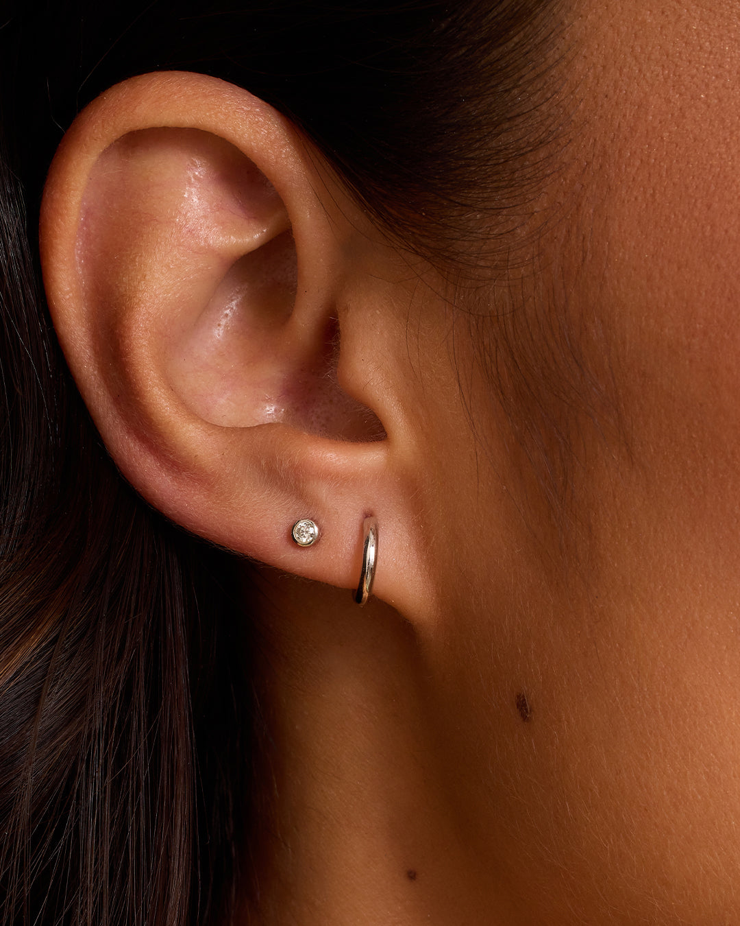 Taner Single Huggie Earrings - Minimalist Gold Hoop Earrings for Women, Dainty Huggie Hoops for Everyday Wear | Perfect for Work, Date Night & Casual Outfits