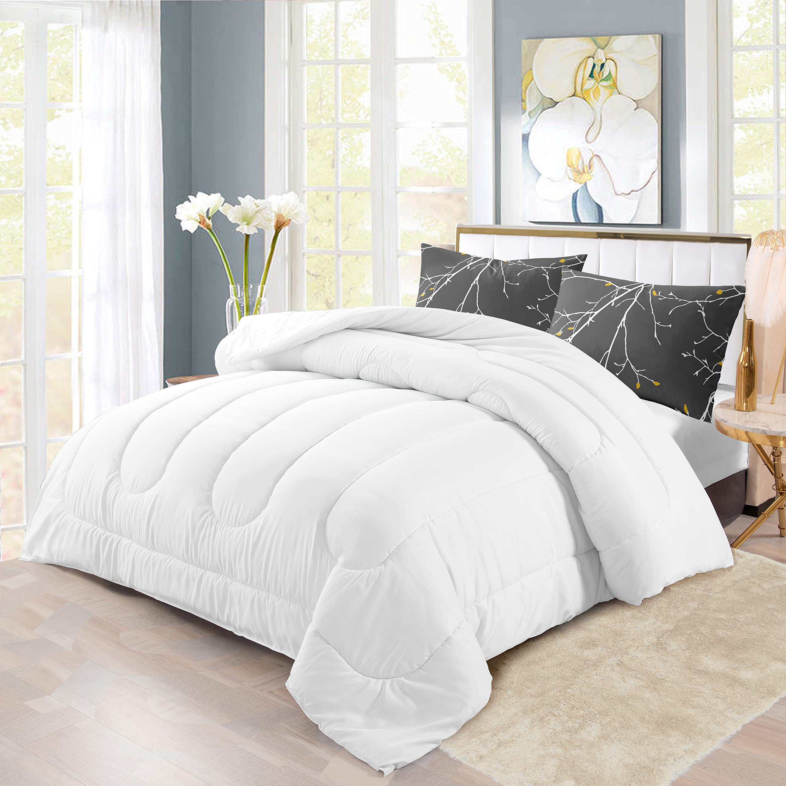 YIYEA Queen Size Pillowcase Set of 2 - Ultra Soft Double Brushed Microfiber Pillow Covers with Floral Design, Fade Resistant & Easy Slip-On (20x30 Inches) - Perfect for Bedroom, Guest Room & Hotel Decor