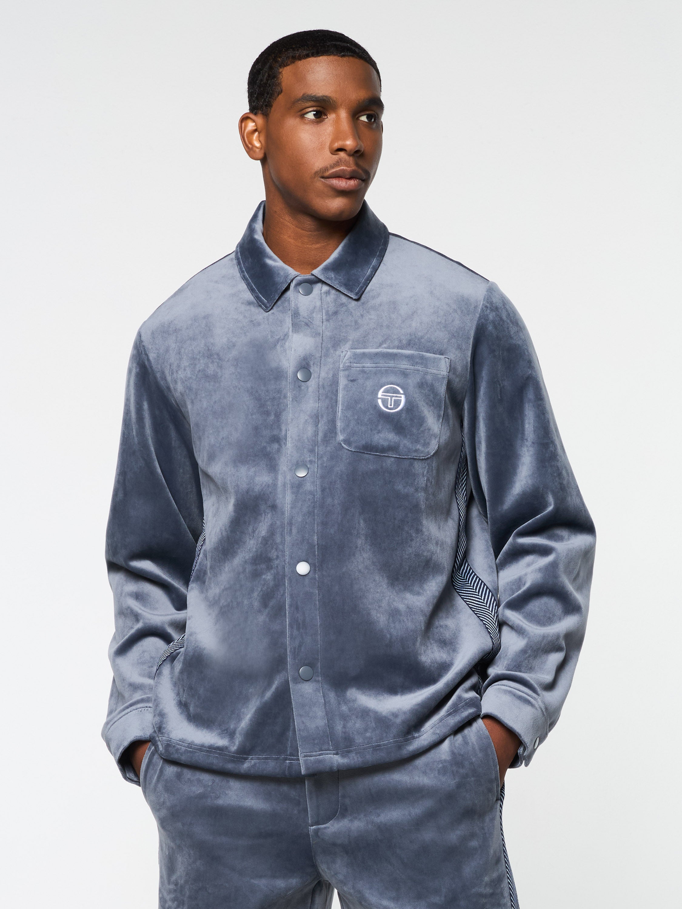 Premium Velour Overshirt for Men & Women | Soft & Stylish Grey Pullover | Perfect for Casual Wear, Layering & Fall Fashion