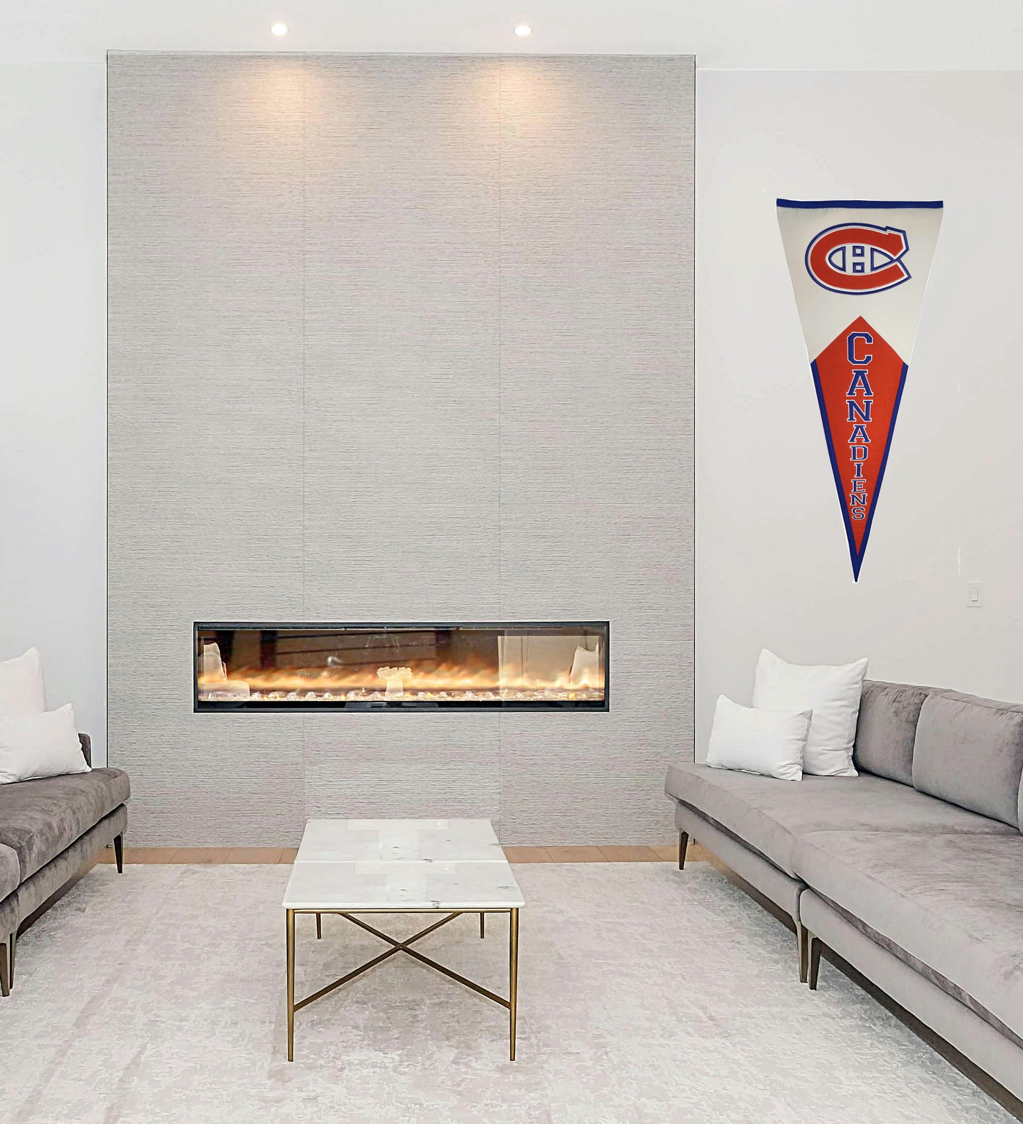 Montreal Canadiens NHL Team Pennant - Official Hockey Banner for Home, Office & Game Room Decor - Perfect for Sports Fans & Collectors