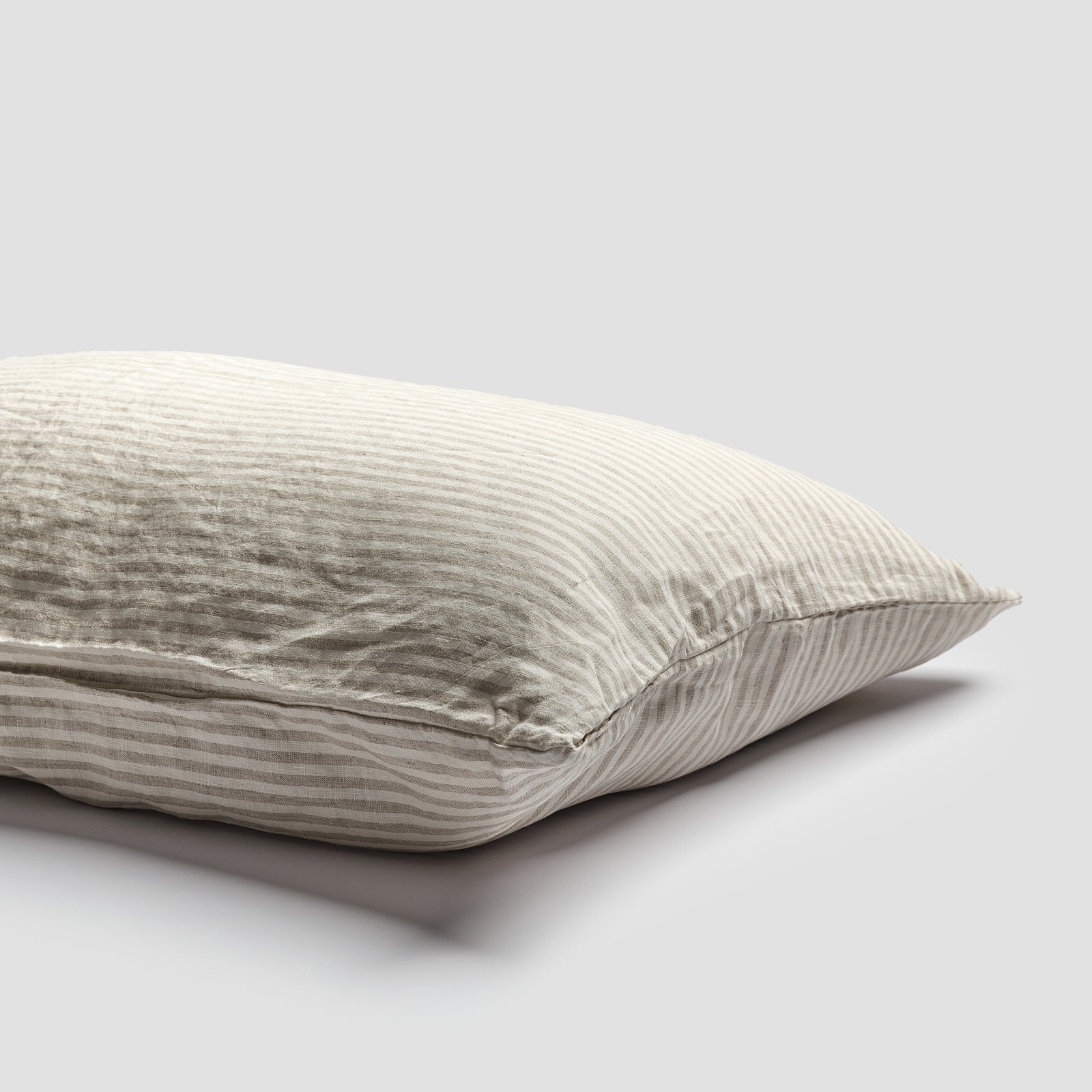 Premium 100% Linen Pillowcase Set (2-Pack) - Soft Oatmeal Stripe Design - Breathable & Hypoallergenic Bedding for All Seasons - Perfect for Home, Hotel, or Airbnb Use