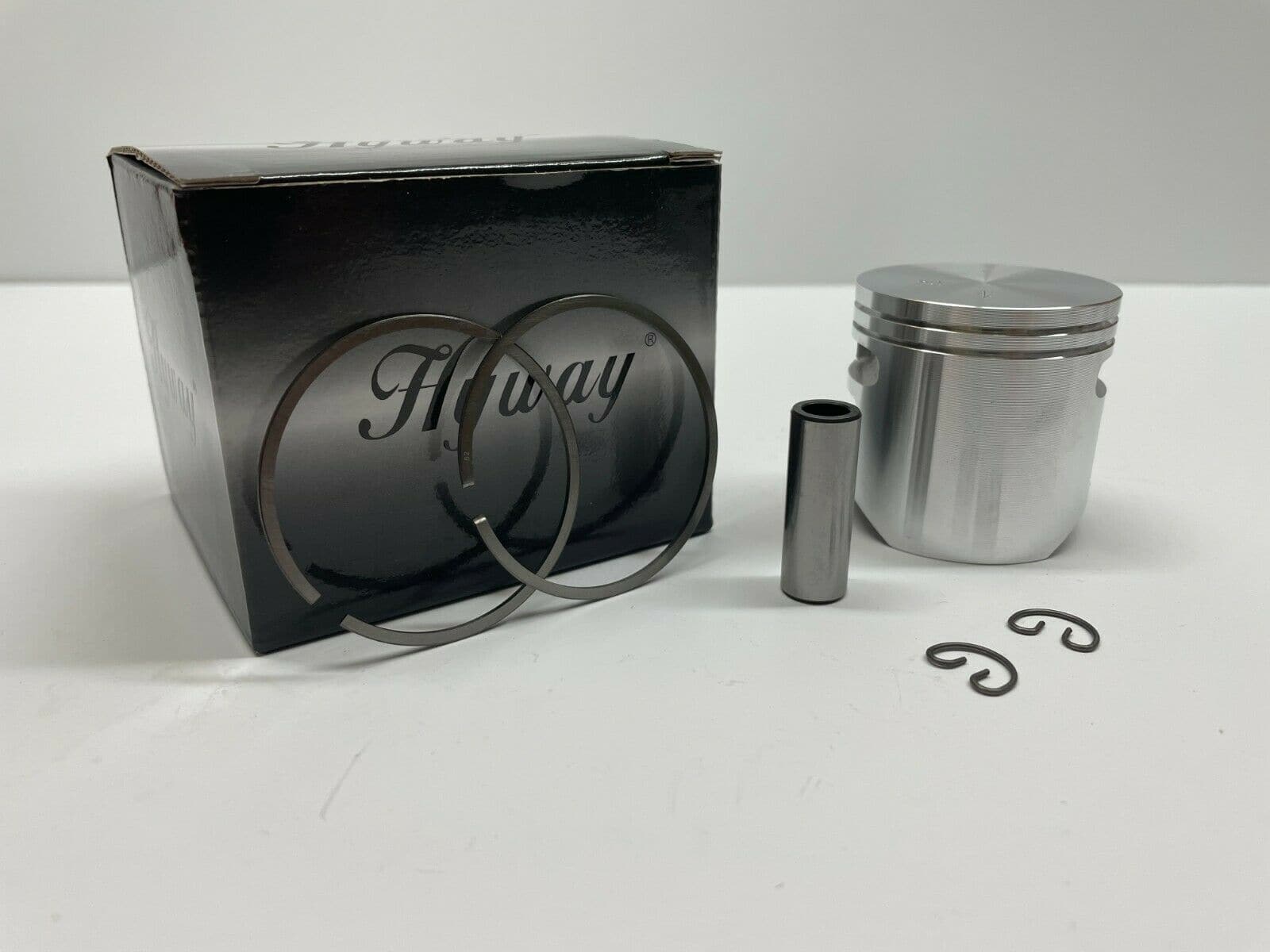 HYWAY Piston Kit for STIHL 070 Chainsaw - 58mm Replacement Part for Engine Repair & Maintenance - Perfect for Forestry, Landscaping & DIY Projects