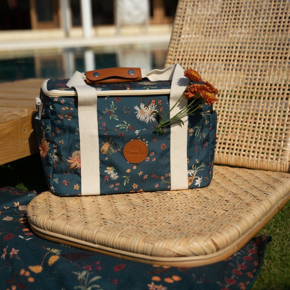 Premium Native Botanical Insulated Cooler Bag - Eco-Friendly & Leak-Proof for Picnics, Beach Trips & Outdoor Adventures