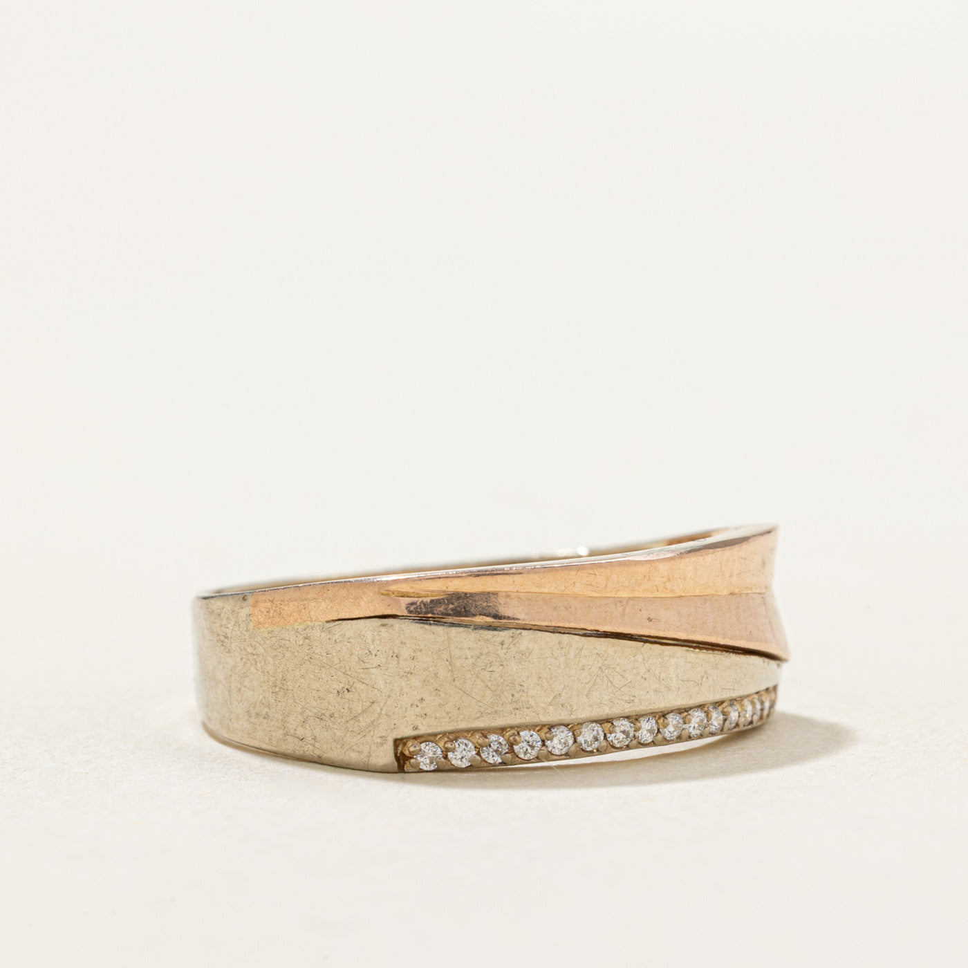 18K Tri Toe Gold Semi Eternity Diamond Band Ring | 0.035ctw | Size 9.5 | Wedding, Anniversary & Engagement Gift for Her