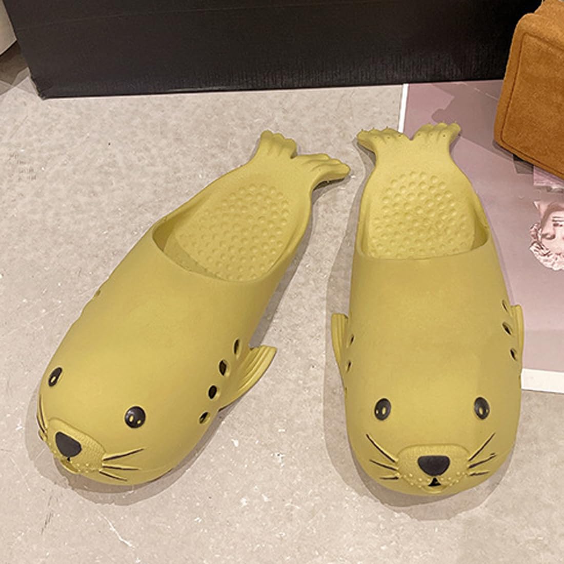 SDDSFL Unisex Fish Slippers - Non-Slip Beach Sandals for Women & Men - Comfortable Shower & Casual Shoes - Green XXL - Perfect for Poolside, Beach Vacations & Home Relaxation