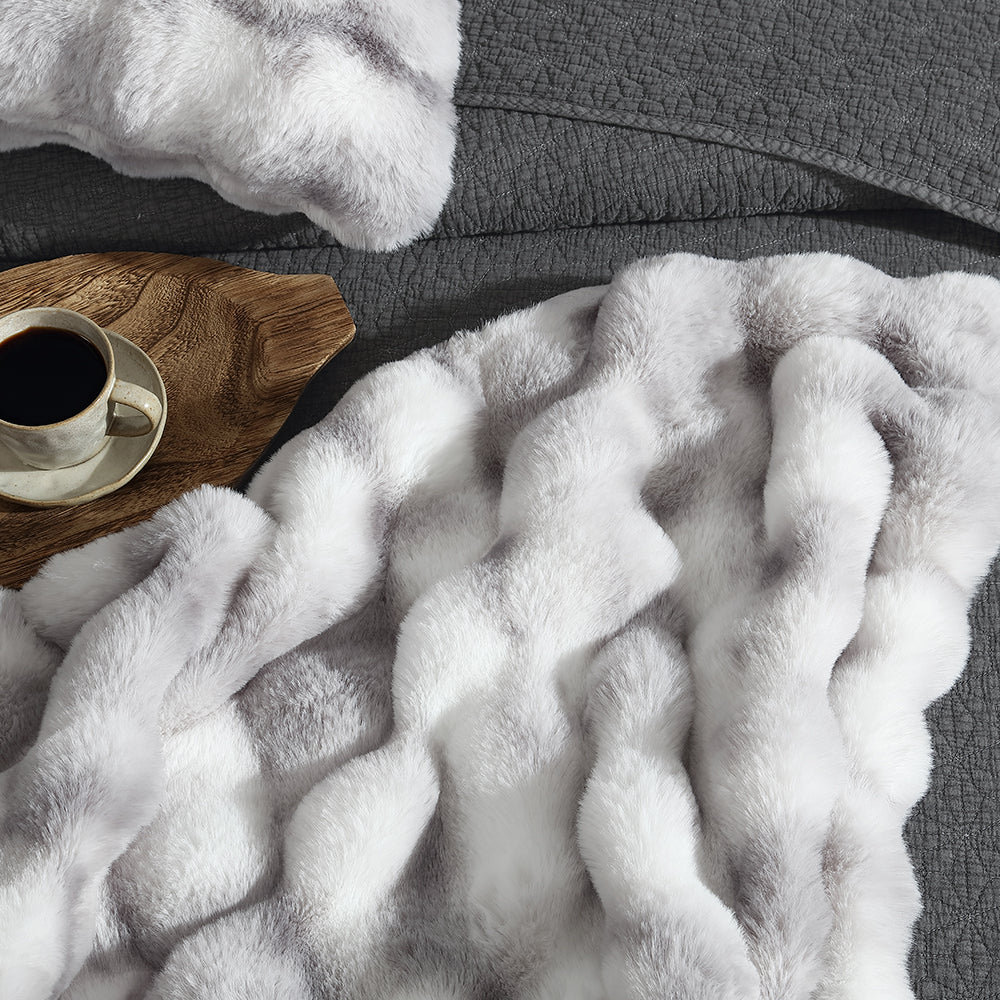 Luxury Faux Rabbit Fur Silver Throw Blanket by Logan & Mason - Soft Plush Platinum Gray Winter Blanket for Couch, Bed & Home Decor - Perfect for Cozy Evenings and Gift Giving