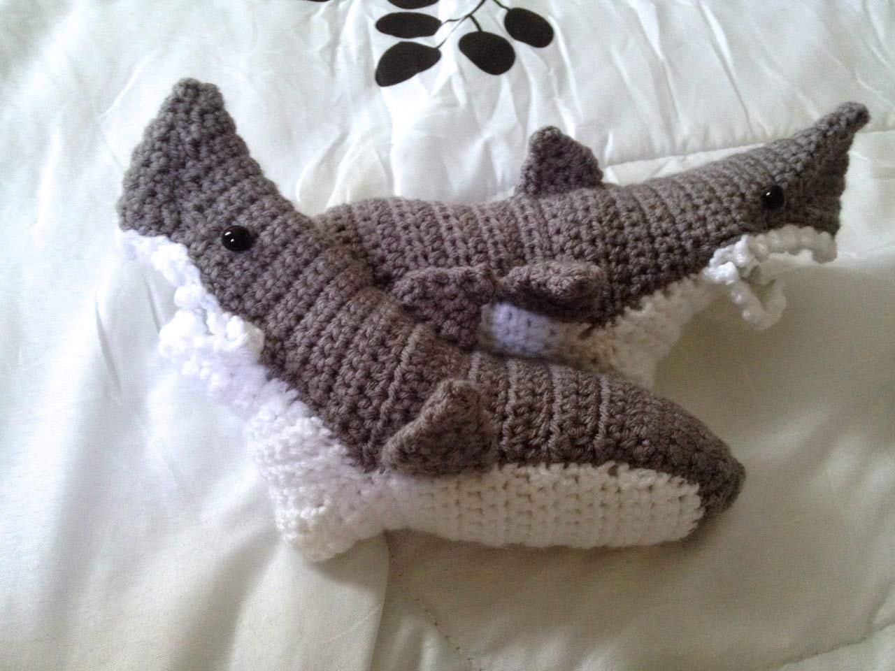 **Shark Socks for Kids - Boys & Girls Shark-Themed Socks - US Sizes 9-13 & 1 - Fun & Comfortable Socks for School, Play & Everyday Wear**