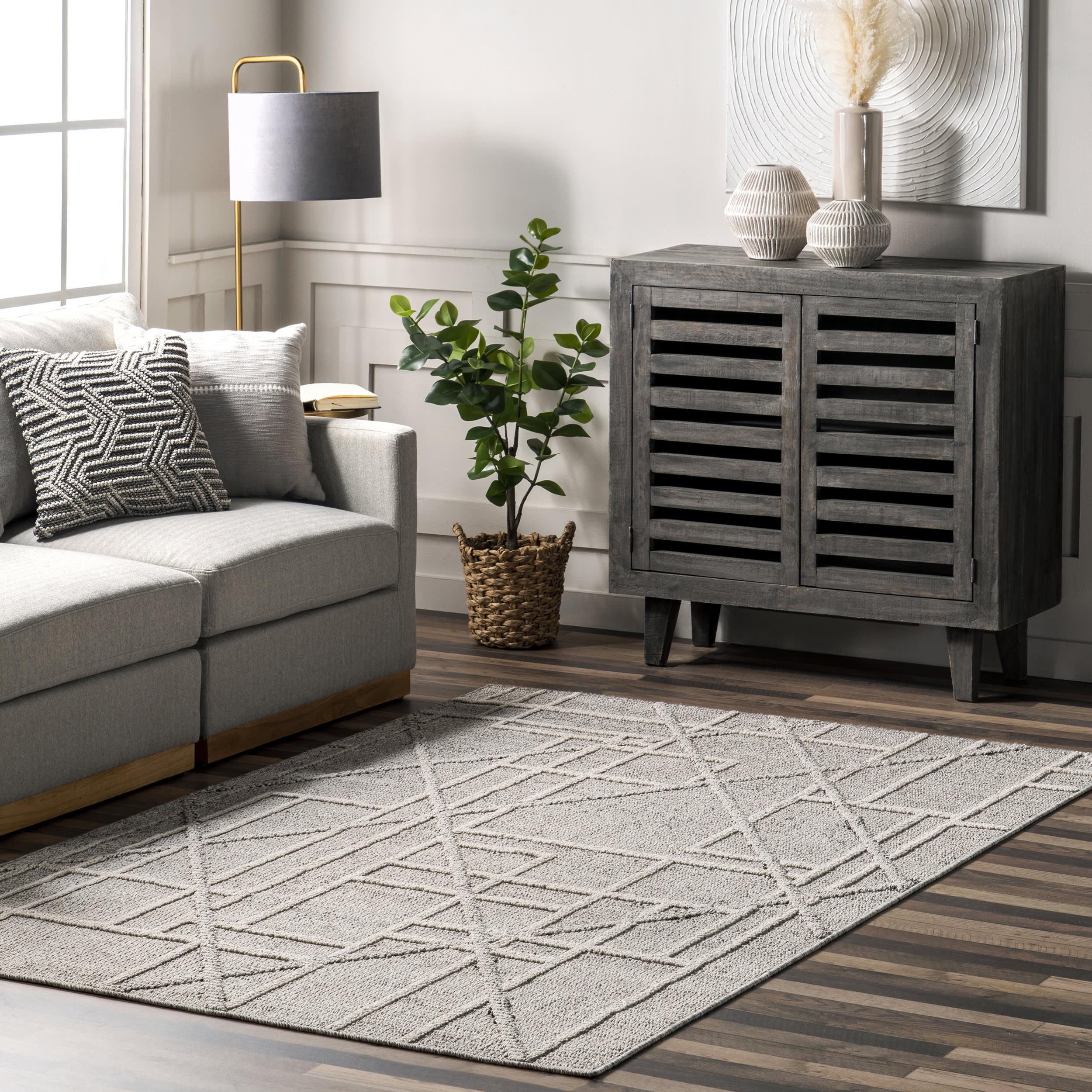 Modern Broken Line Indoor/Outdoor Area Rug - Grey Boho Chic Design for Living Room, Patio & Bedroom | Durable & Stylish Home Decor