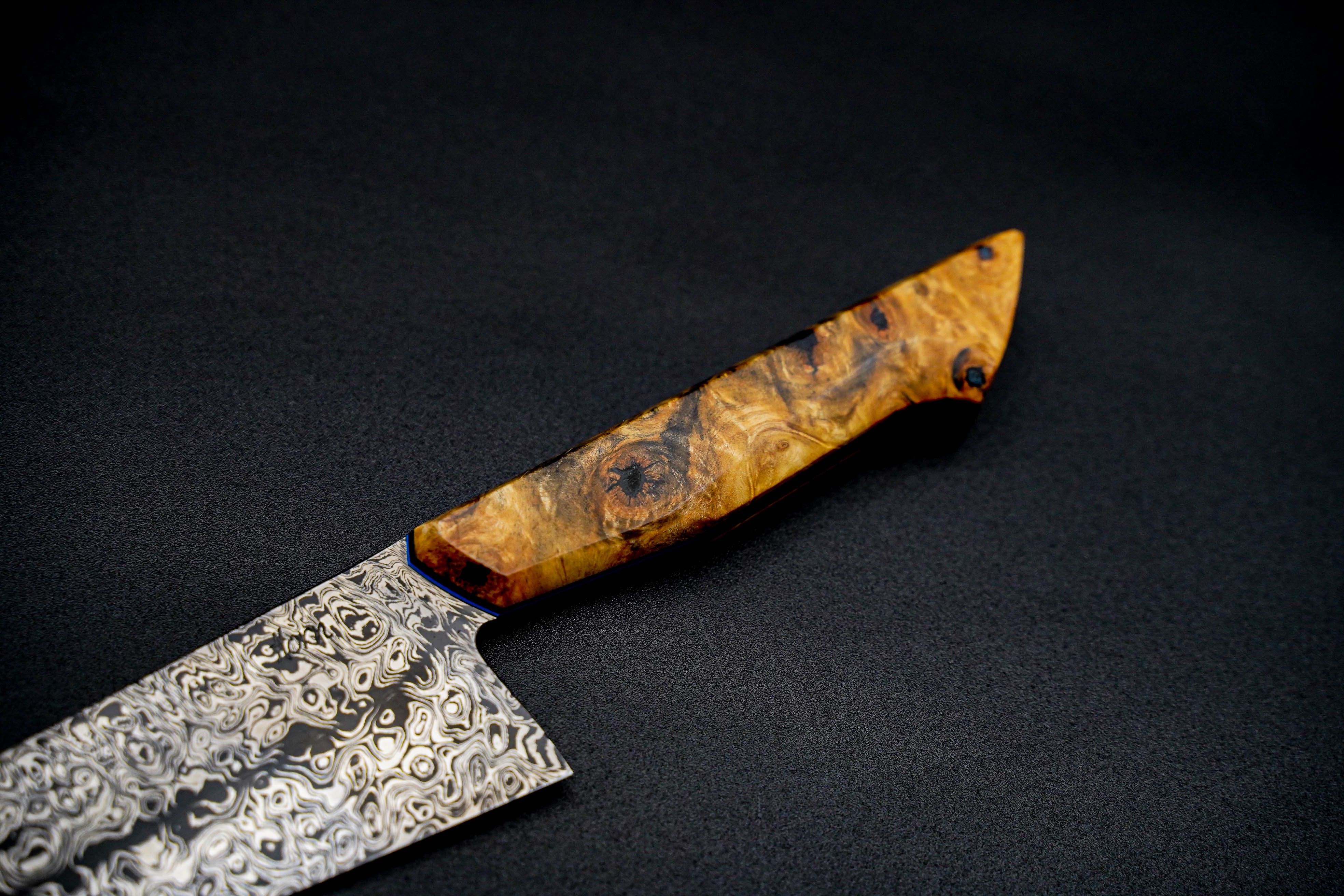 225mm Alex Horn Laddered Gyuto Knife - High Carbon Steel Japanese Chef Knife for Professional Cooking, Sushi, Meat & Vegetable Cutting