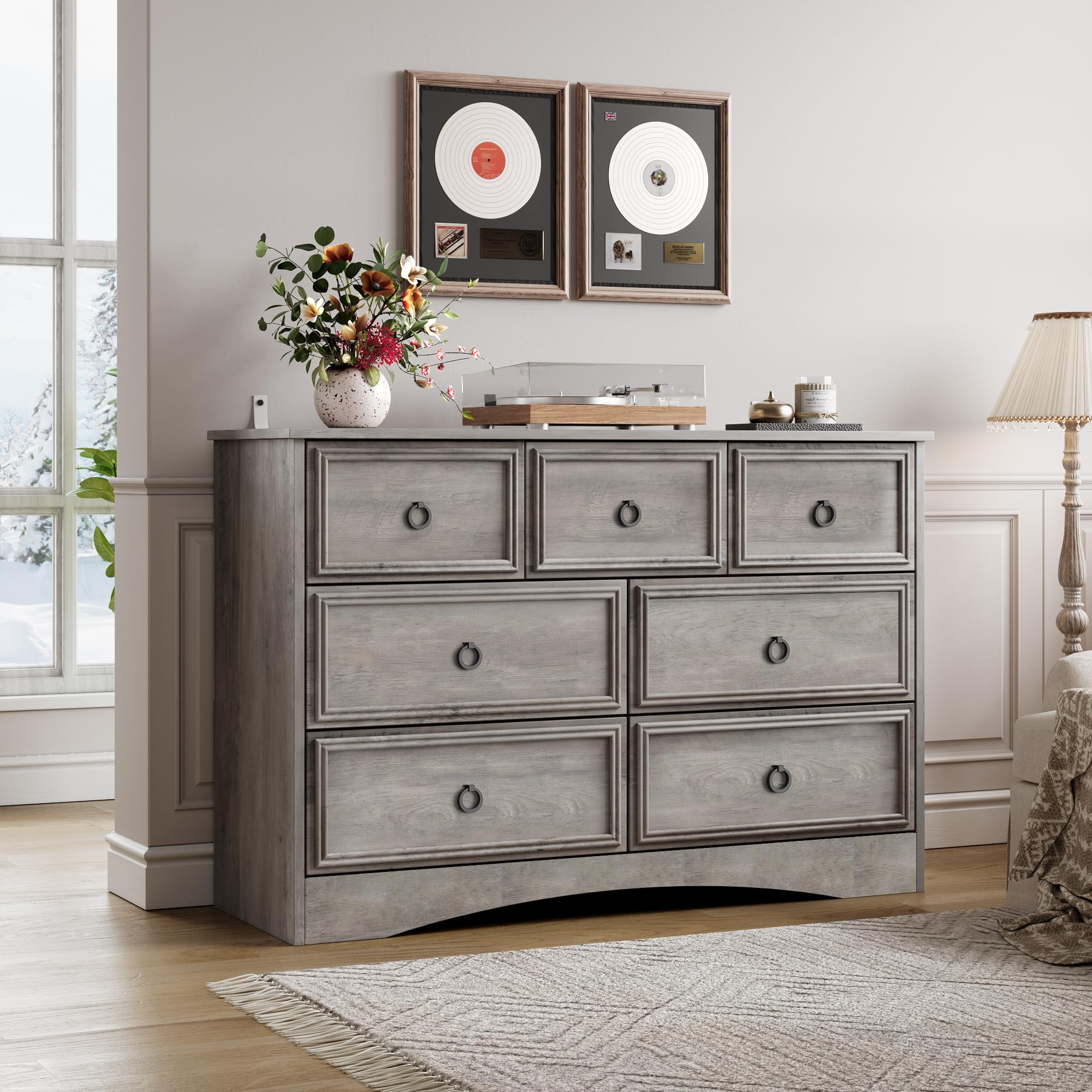 Modern 7-Drawer Dresser for Bedroom - 47.24