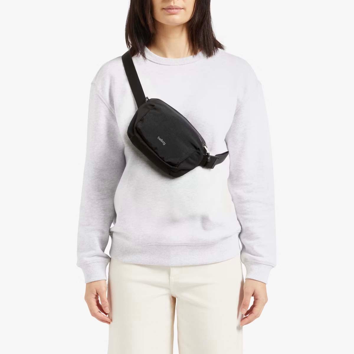 Bellroy Lite Belt Bag - Ultra Lightweight & Durable Waist Pack for Men & Women | Perfect for Travel, Hiking, Running & Everyday Use