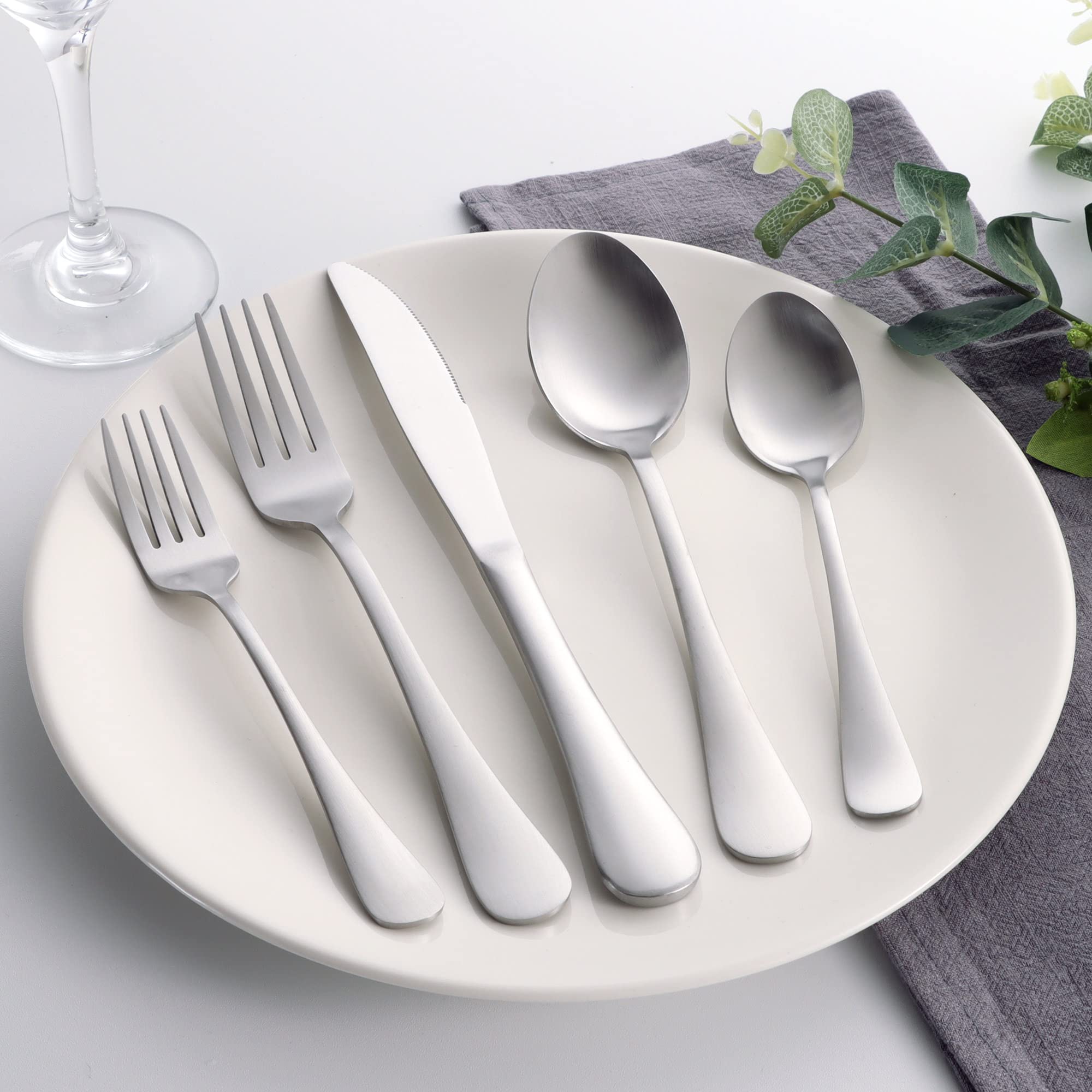 60-Piece Stainless Steel Flatware Set for 12 - LIANYU Silverware Cutlery Set with Knives, Forks & Spoons - Modern Matte Finish Tableware for Home, Restaurant & Party - Dishwasher Safe - Perfect for Dinner Parties, Weddings & Everyday Dining