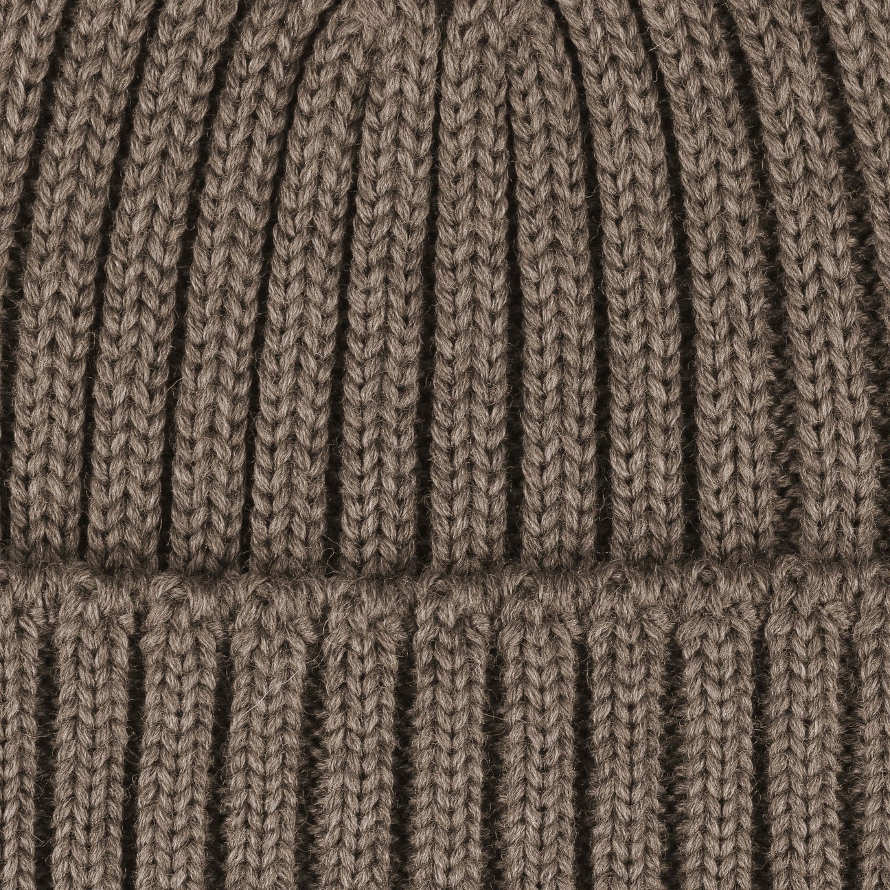 Lierys Merino Wool Rib Knit Beanie - Soft Winter Hat for Men & Women - Perfect for Skiing, Hiking & Cold Weather Activities