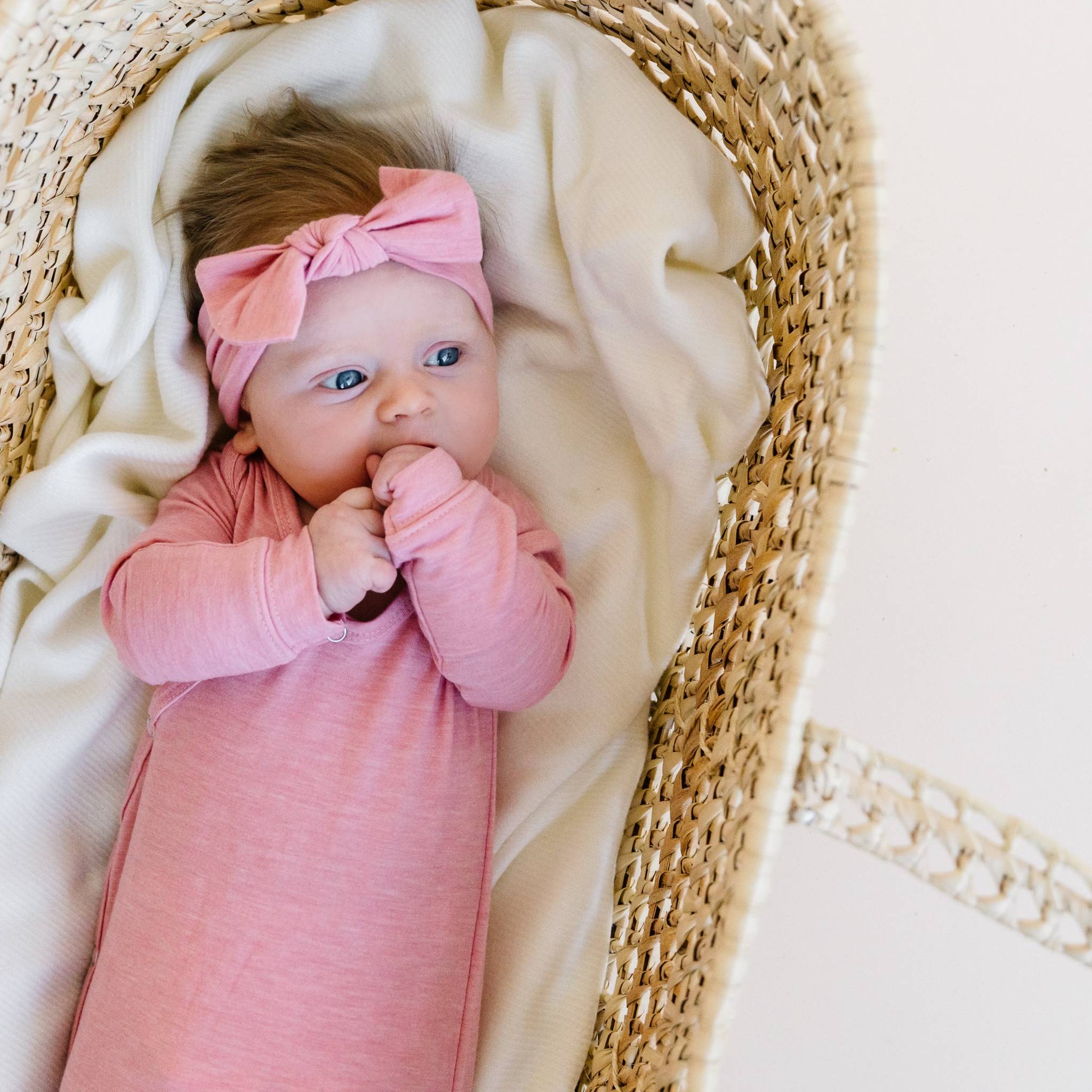 Soft Newborn Knotted Gown for Baby Girls & Boys - Comfortable Cotton Sleepwear for Hospital, Home & Photo Shoots