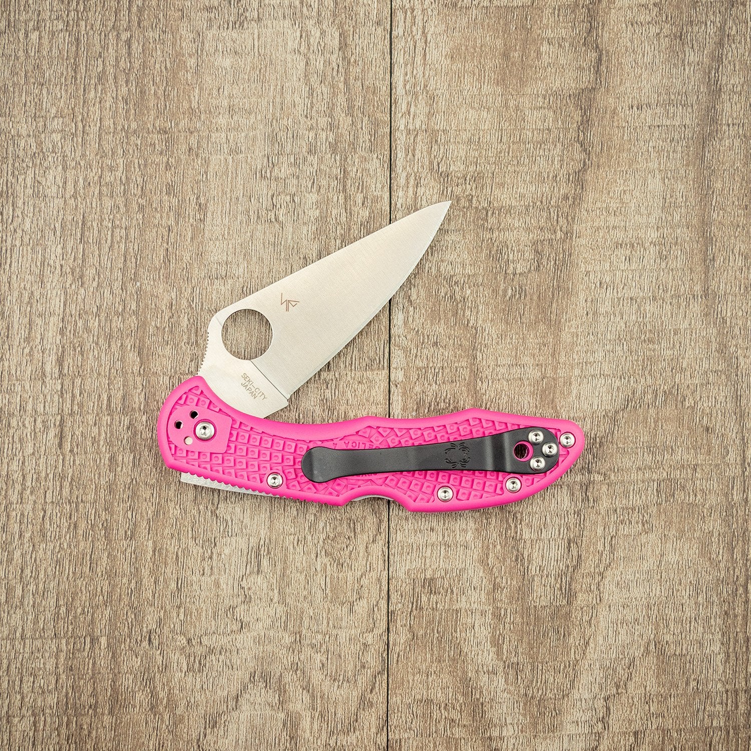 Spyderco Delica 4 Lightweight Folding Knife - Pink EDC Pocket Knife for Everyday Carry, Outdoor Activities & Camping