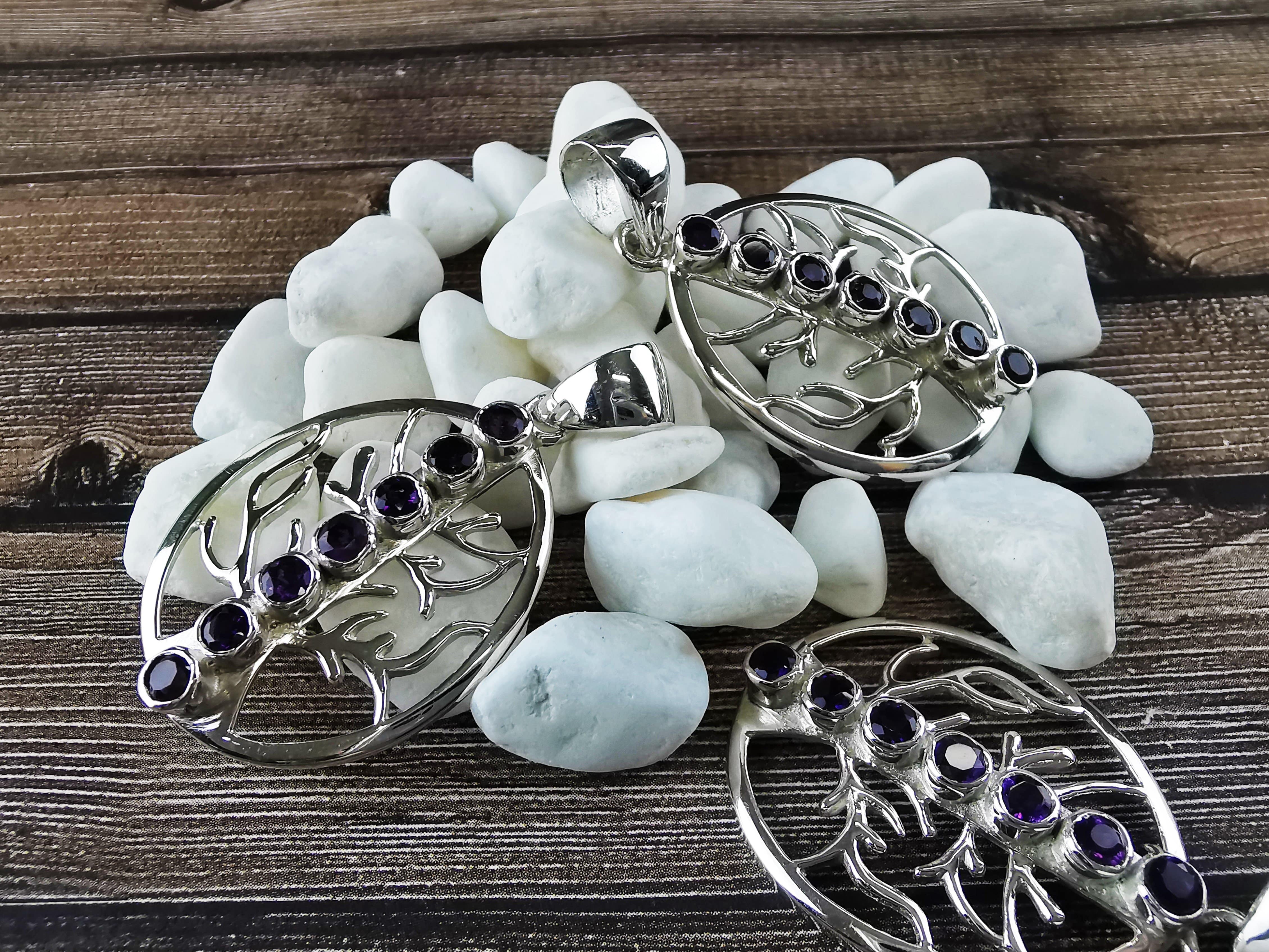 Natural Amethyst Tree of Life Pendant Necklace - Healing Crystal Jewelry for Women - Perfect for Meditation, Spiritual Gifts & Everyday Wear